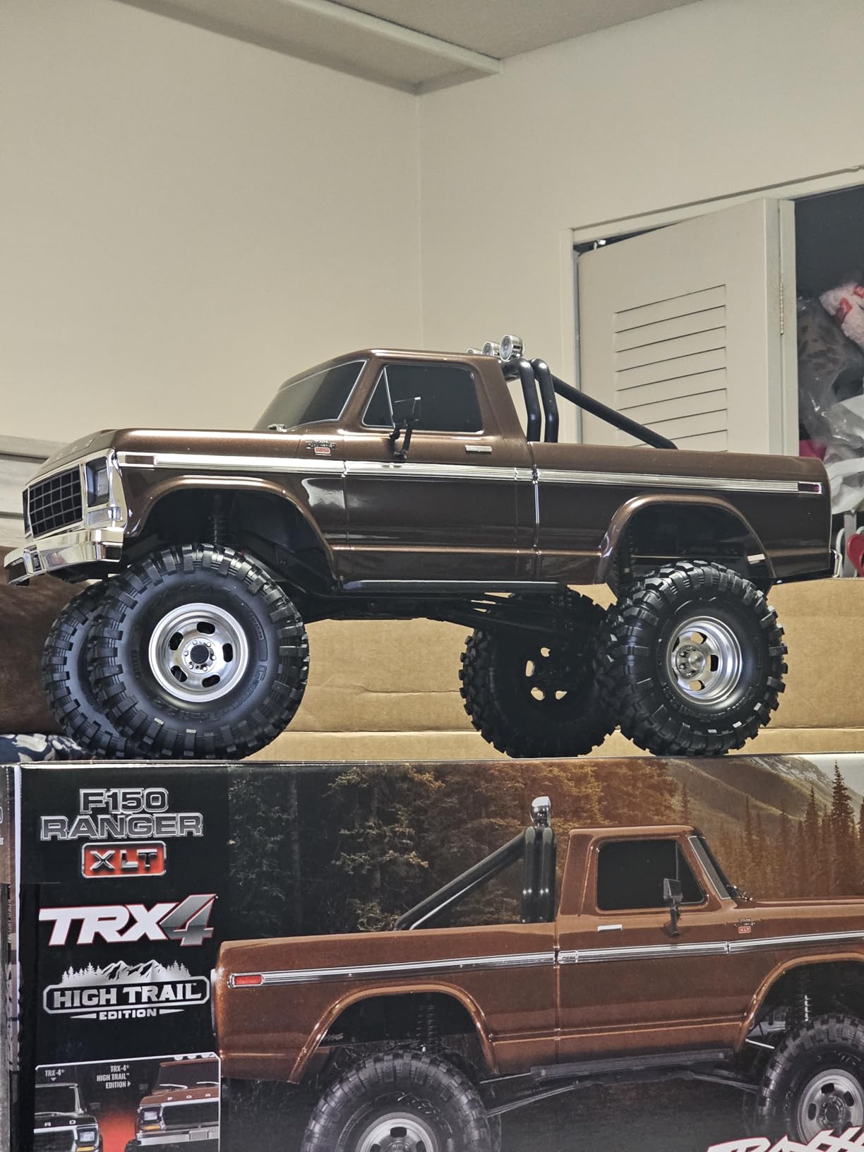 Traxxas TRX-4 Ford F-150 High Trail Edition 1/10 Scale 4X4 Crawler (Black) customer photo 2