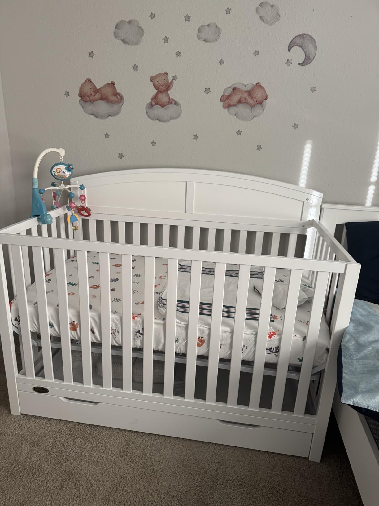 Dream On Me Storybrooke 5-in-1 Convertible Full-Size Crib with Under Drawer, Pebble Grey customer photo 2
