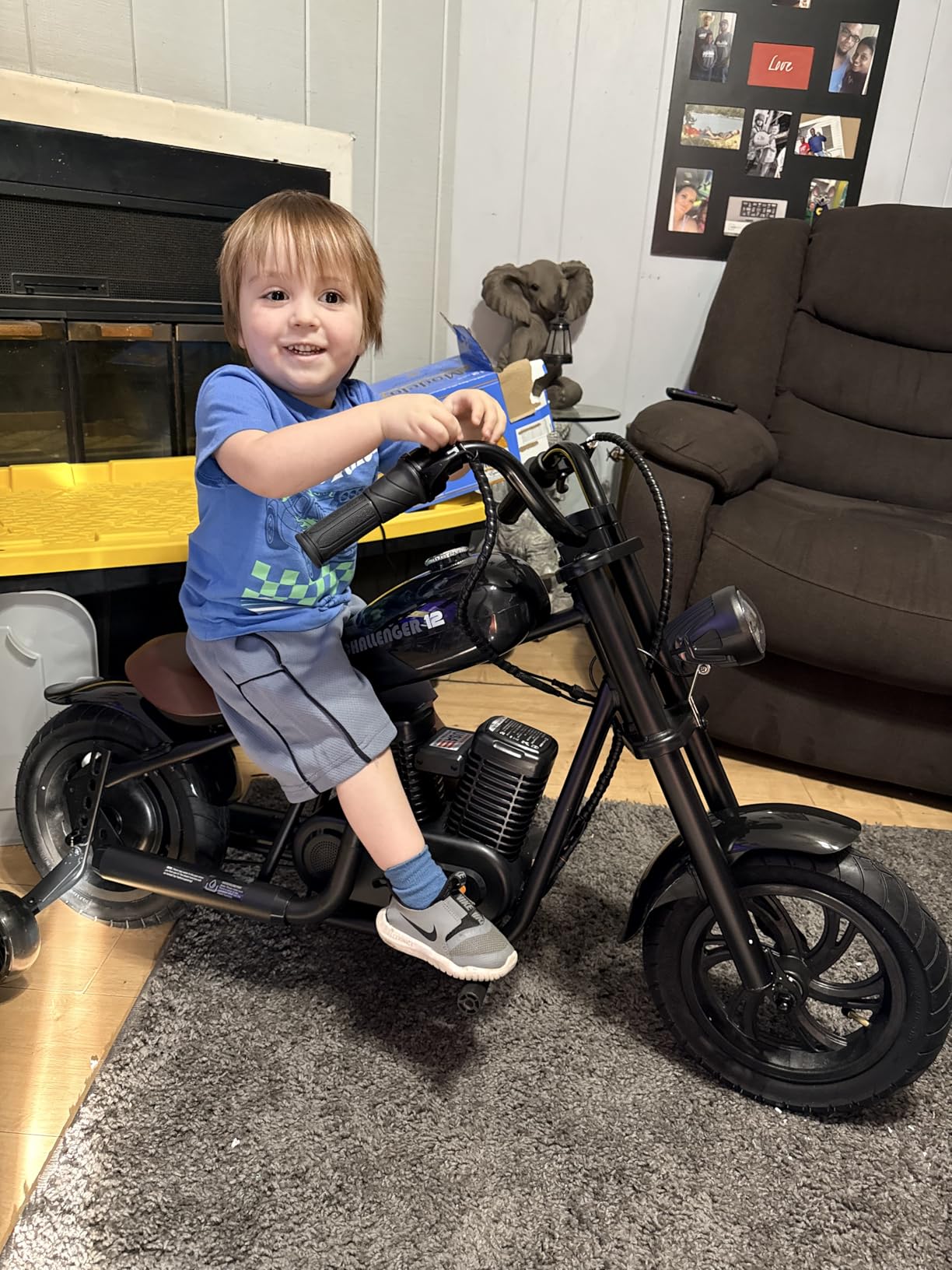 Hyper GoGo Kids Electric Dirt Bike Motorcycle - Safe 10mph Ride-On Toy with Lights & Music - Up to 60 mins Battery - Adjustable Handlebars - Ideal Gift for Ages 3+ (Orange) customer photo 1