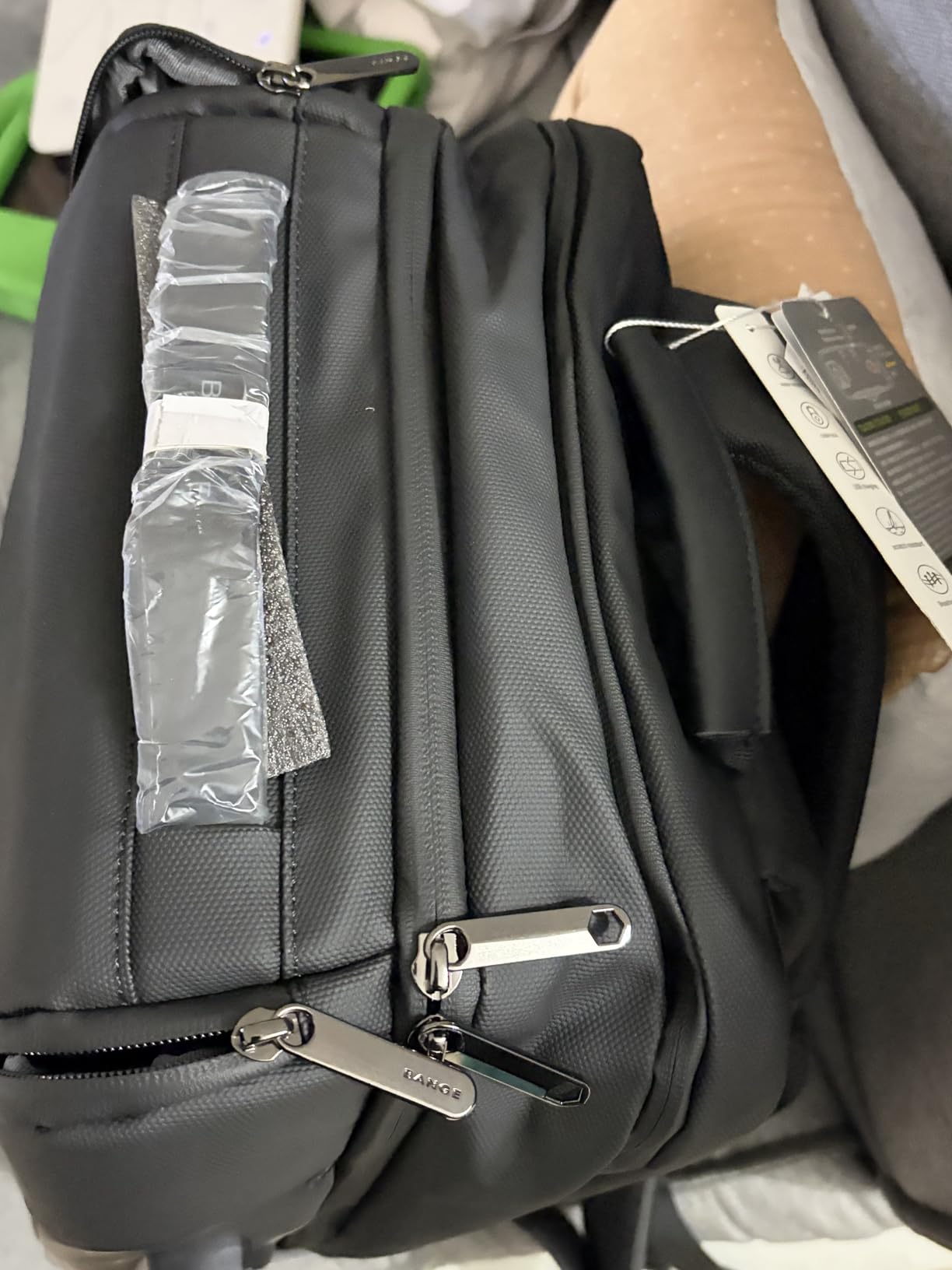 BANGE Anti Theft Backpack With TSA Lock, Waterproof Backpacks With YKK Zipper, High Tech Business Backpack For Men And Women, Laptop Backpack Fits For 17.3 Inch Notebook customer photo 1