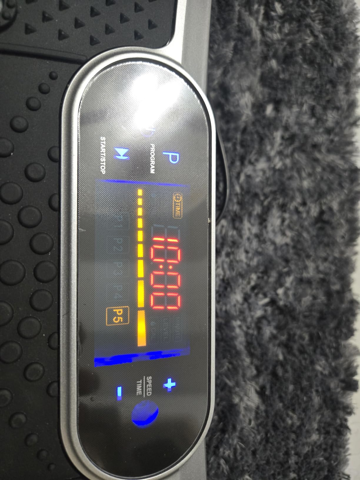 AXV Vibration Plate Fitness Platform Exercise Machine Body Vibrating Board | Curved Design Powerful 200W Bluetooth Oscillating Shake Plate with Handles customer photo 2