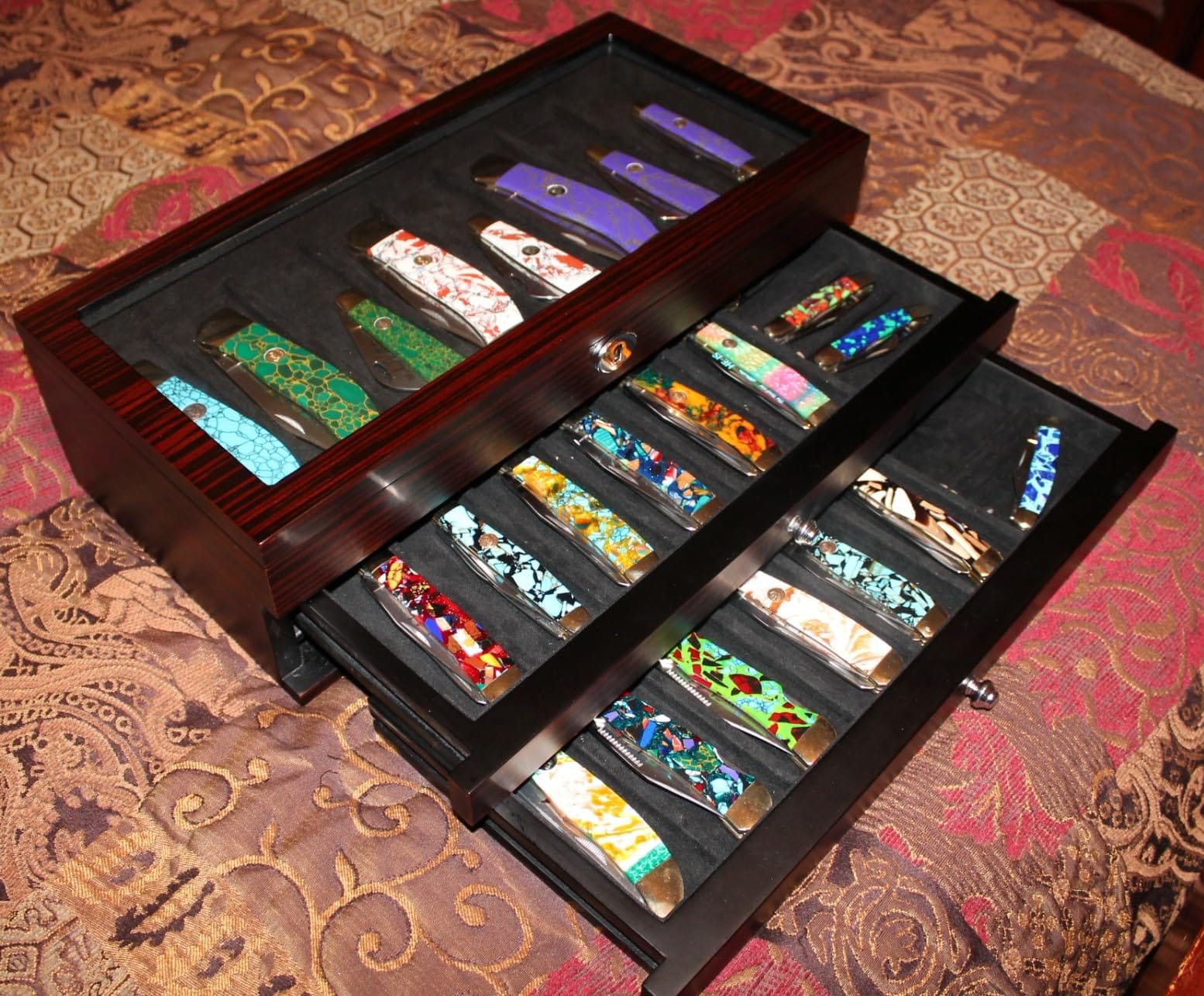 Knife Display Case, 22-26 Slot Storage Box, Ebony Veneer, 3-Tier, Lockable, Showcase & Organizer for Pocket Knives, Men Gift, 15.9x7.8x4.5 inches customer photo 1