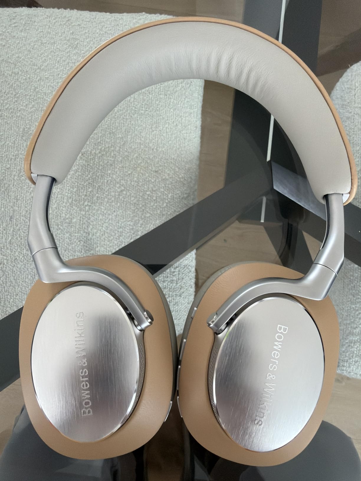 Px8 Over-Ear Wireless Headphones, Royal Burgundy | Limited Edition, Advanced Active Noise Cancellation, Luxurious Materials, 30-Hour Battery Life, 15-Min Quick Charging customer photo 1