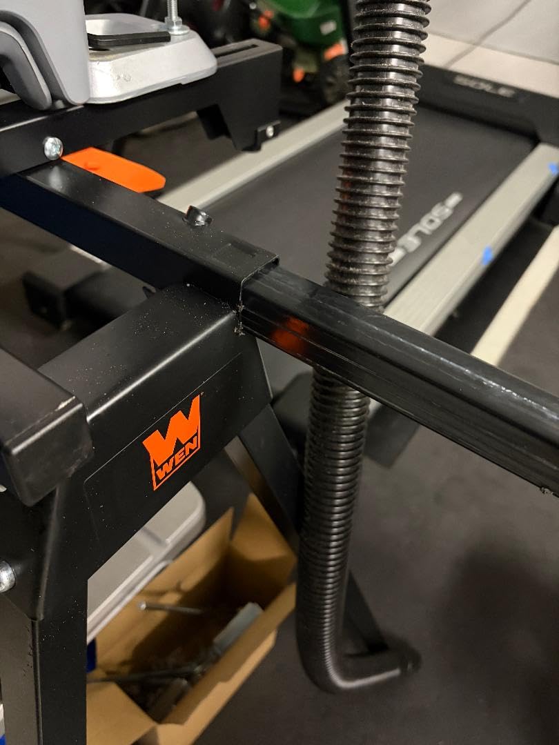 WEN Universal Collapsible Miter Saw Stand, 350-Pound Capacity (MSA200) customer photo 2