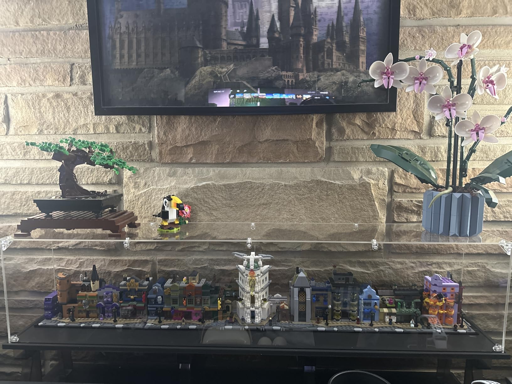 Display Case for Lego 71043 Hogwarts Castle or 11377 Minas Tirith, 28.7x18.9x24.8inches (73x48x63cm), Protect Your Collectibles from Dust with a Clear Showcase customer photo 2