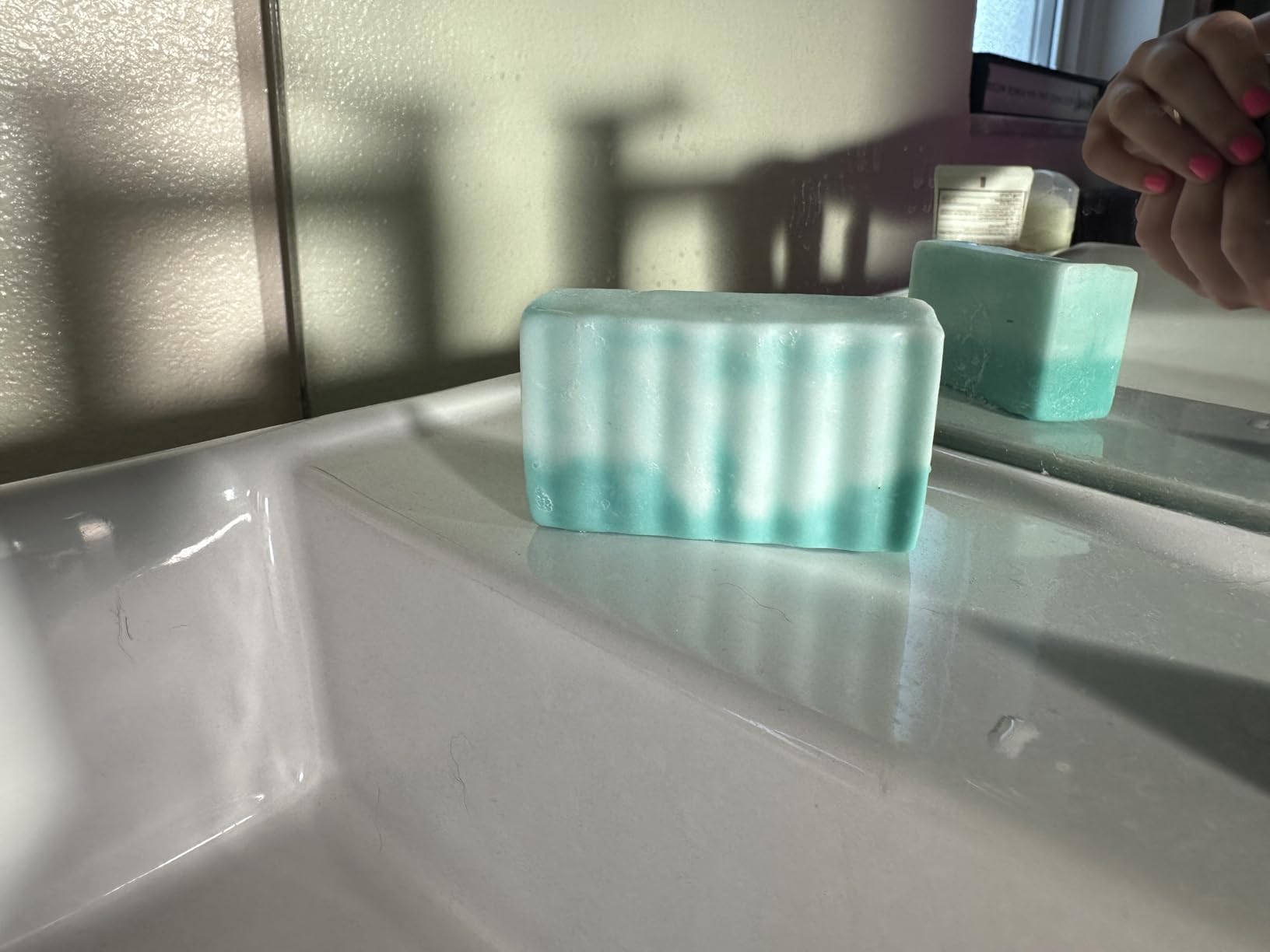 Wallace & Williamson Deluxe Soap Making Kit - Adults & Kids - Modern Floral Theme - Includes Shea Butter Soap Base, Molds, Scents, Dyes, Tools & Instructions customer photo 2