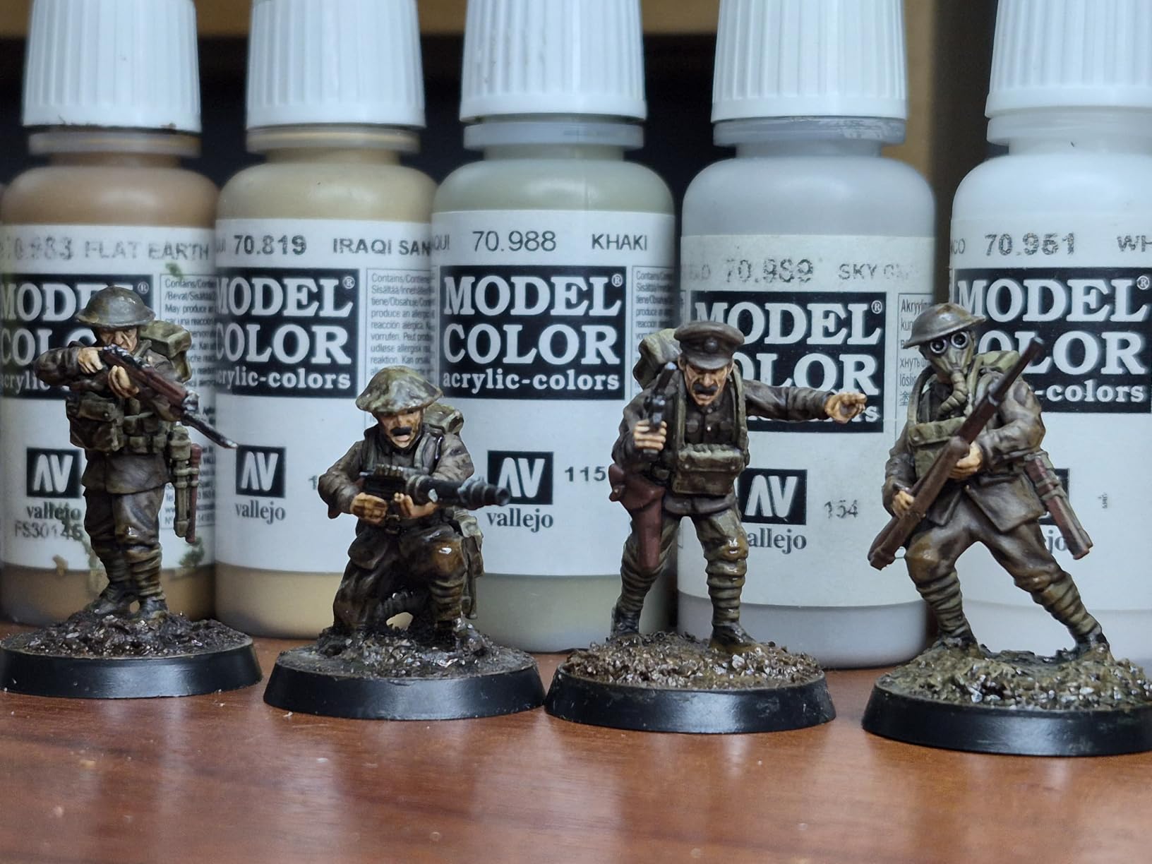 The Great War - British Infantry 1916-18 (30 Figures) Multi-Part Hard Plastic 28MM Figures customer photo 1