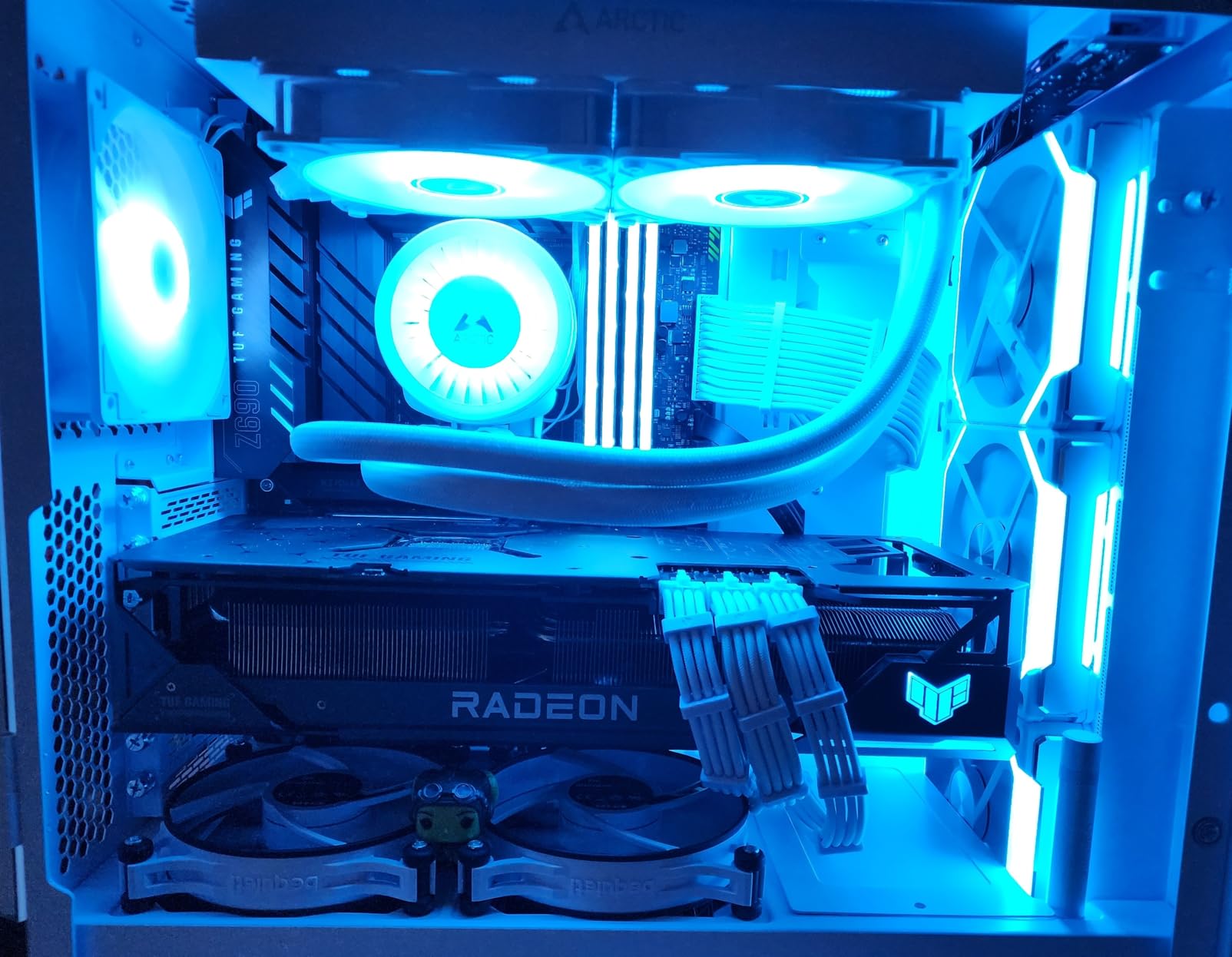 ARCTIC Liquid Freezer III 240 A-RGB - Water Cooling PC, Fan: 200-1800 RPM customer photo 2