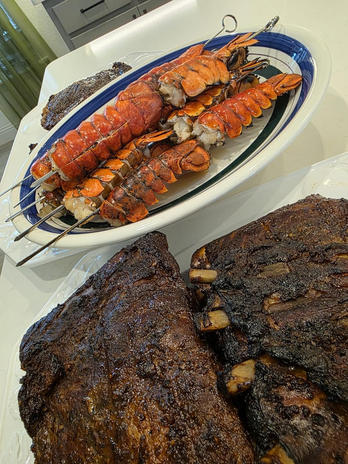 Masterbuilt 710 WiFi Digital Smoker, Vertical Design, 711 Cooking Sq. Inches, 4 Chrome Coated Smoking Racks, Wood Chip Loader, Electric Fuel Source to Plug in and Start Cooking, Black Model MB20070924 customer photo 1