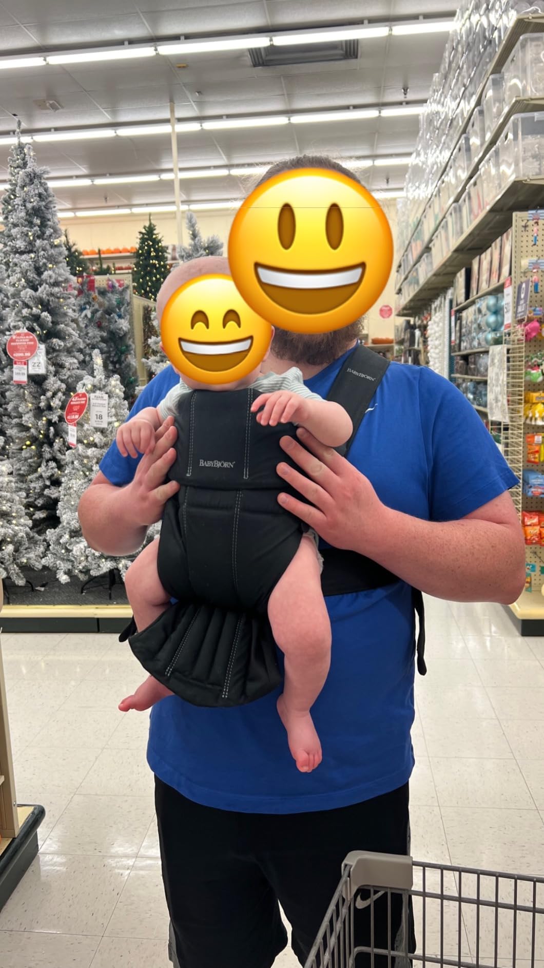 BabyBjorn Baby Carrier Mini, Black, Woven | Newborn Carrier (7-15 lbs), Ergonomic, Easy-to-Use customer photo 2