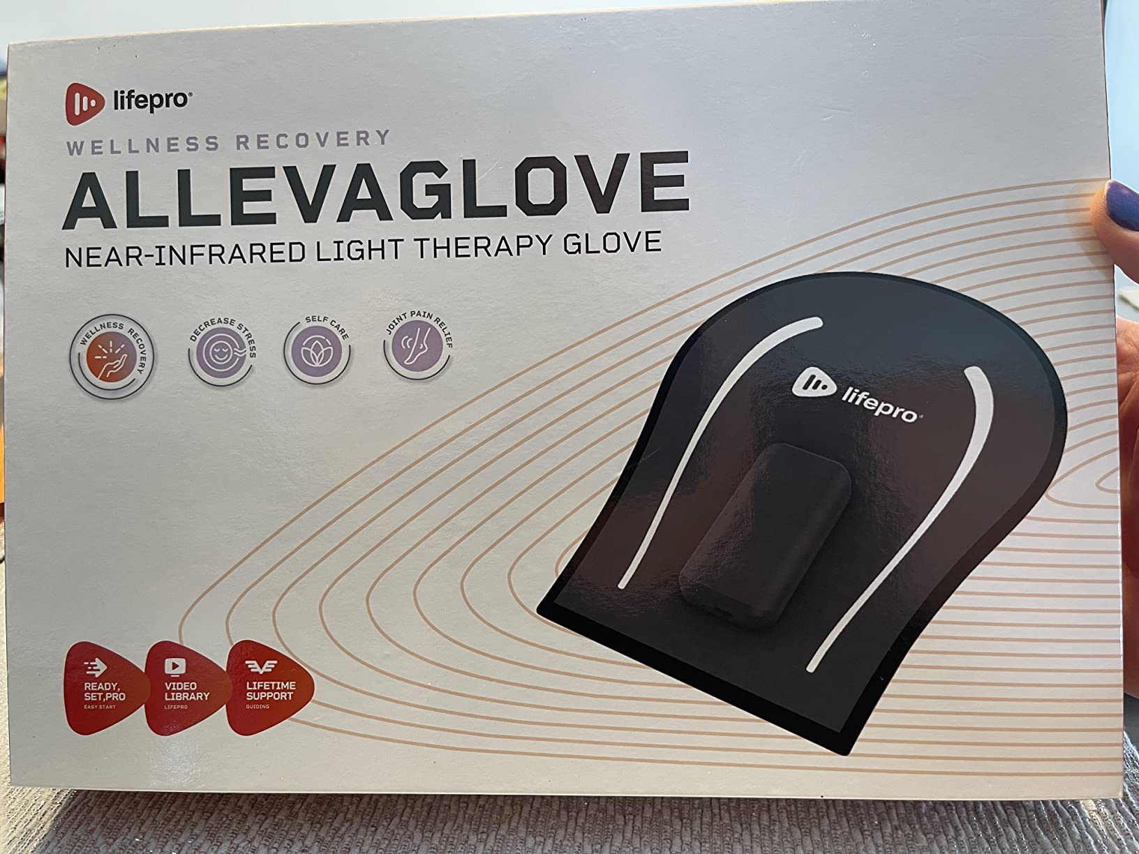 LifePro Allevaglove Red Light Therapy for Hands - Cordless Multiple LEDs customer photo 2