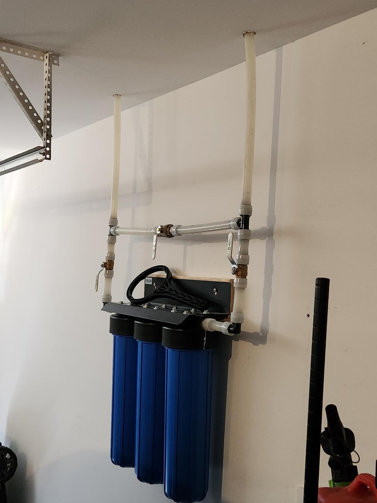 iSpring Iron, Manganese, H2S Whole House Water Filter System | Also Reduces Lead, Mercury, Chlorine, Sediments, 1-Inch Inlet/Outlet, Up to 12 Months or 150K Gallons, Model: WGB32B-MKS customer photo 1