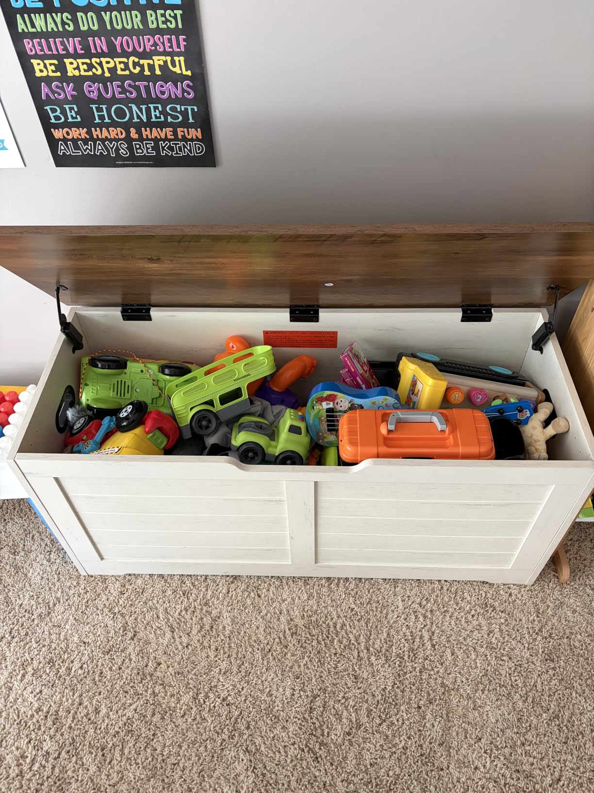 VASAGLE Storage Chest, 39.4 Inches Width Bench with 2 Safety Hinges | Farmhouse Style, for Entryway, Bedroom, Living Room, Honey Brown, SOFIE Collection ULSB061K01 customer photo 2