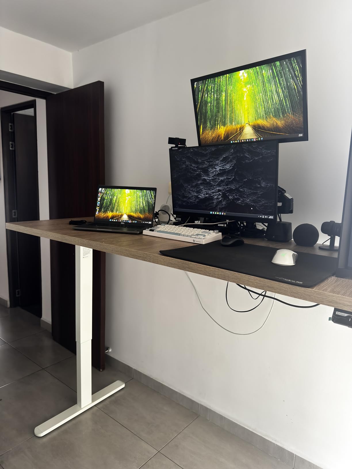 ErGear Dual Motor Standing Desk Legs for 44-90 inch Desktops, 264 lbs customer photo 2