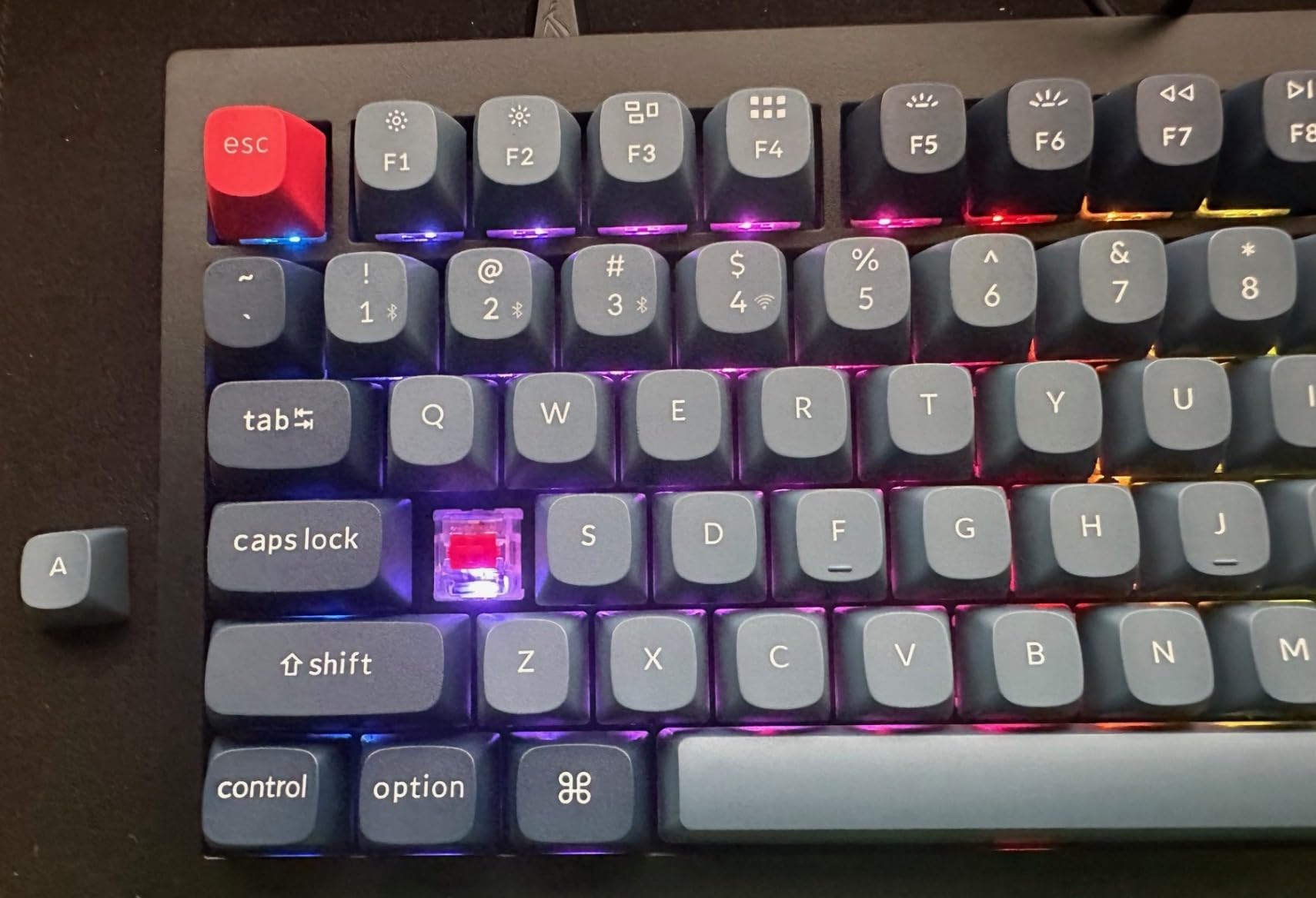 Keychron V1 Max QMK Wireless Mechanical Keyboard, 75% Layout Custom Knob, 2.4 GHz/Bluetooth 5.1/USB-C Wired, Hot-Swappable customer photo 2