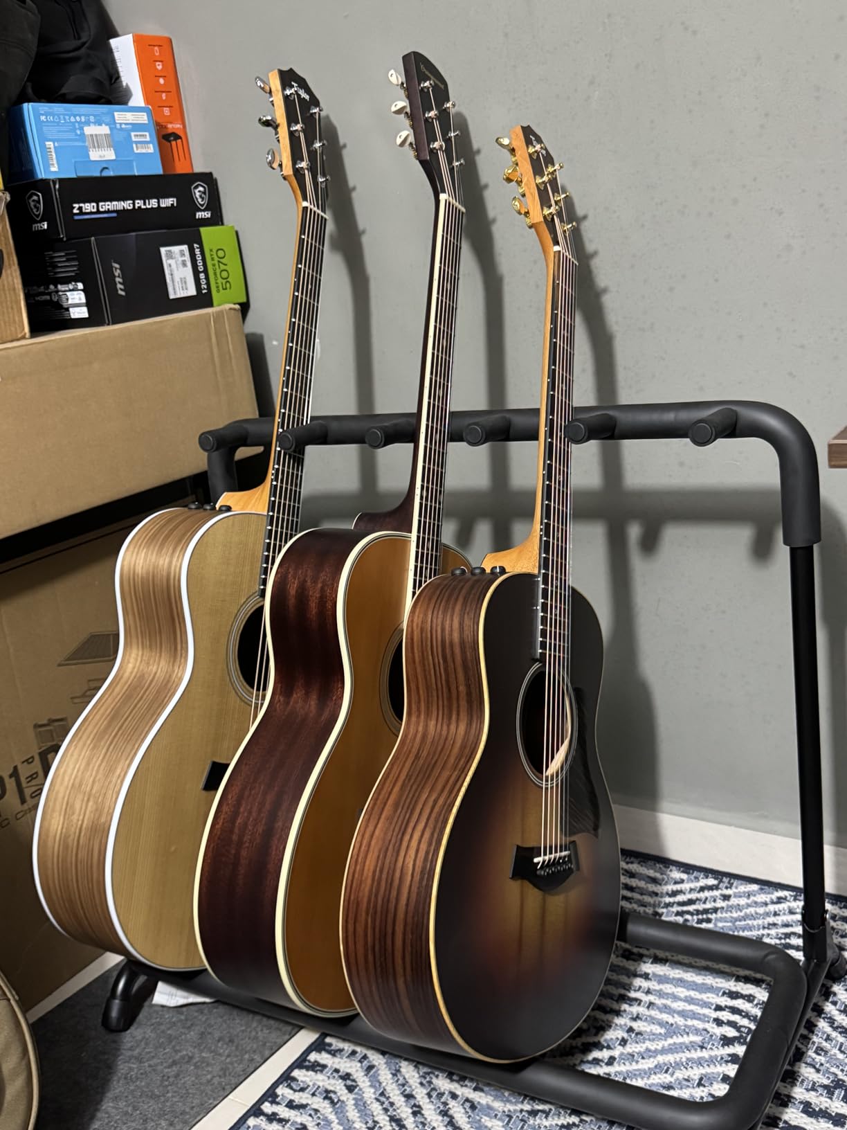Taylor 214ce Grand Auditorium Acoustic-electric Guitar - Natural customer photo 2