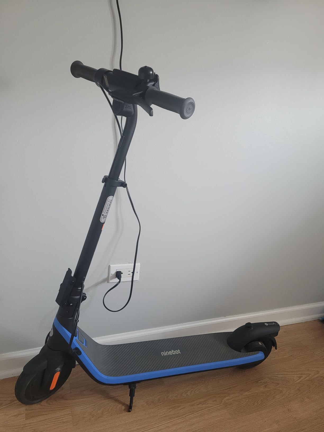 Segway Ninebot Kids eKickScooter, Kids Electric Scooter with Cruise Mode, Adjustable Handlebar Height, for Riders Up to 132 lbs, UL-2272 2271 Certified customer photo 1