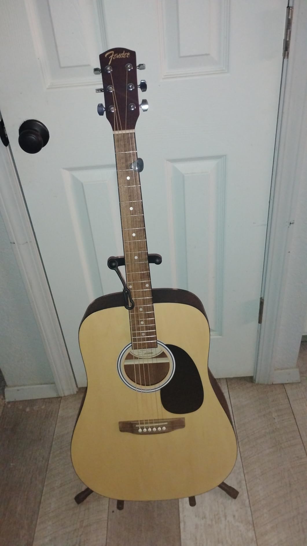 Fender FA-25 Dreadnought Acoustic Guitar, Beginner Guitar, with 2-Year Warranty, Includes Free Lessons, Natural customer photo 1