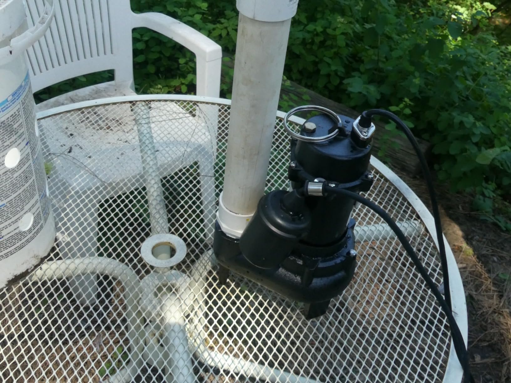 LANCHEZ 1HP 6600 GPH Submersible Sewage Pump, Heavy Duty Cast Iron Effluent Pump with Automatic Tethered Float Switch customer photo 2