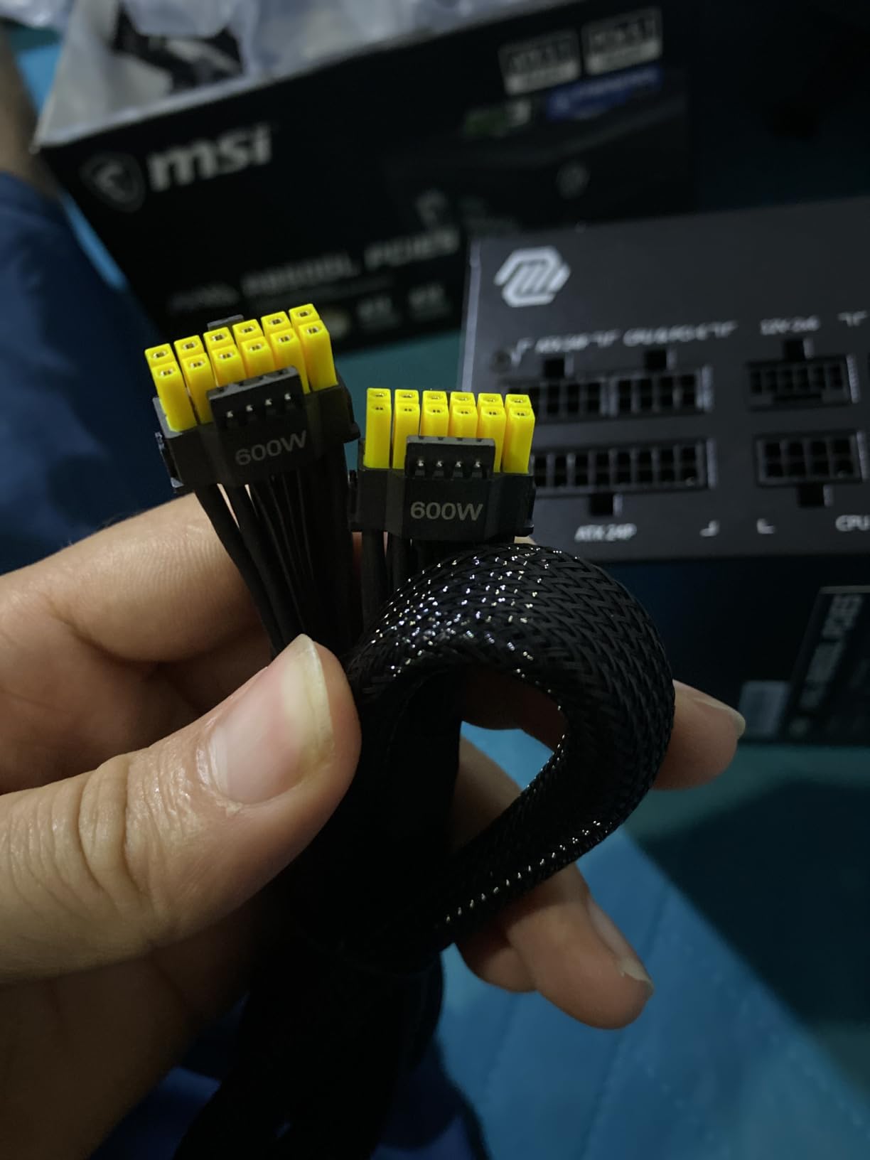 msi MAG A1000GL PCIE5, Fully Modular Compact Gaming 1000W Power Supply, 80+ Gold, ATX 3.1 & PCIe 5.1 Ready, Native Dual-Color 12V-2x6 Cable, 10 Year Warranty customer photo 1
