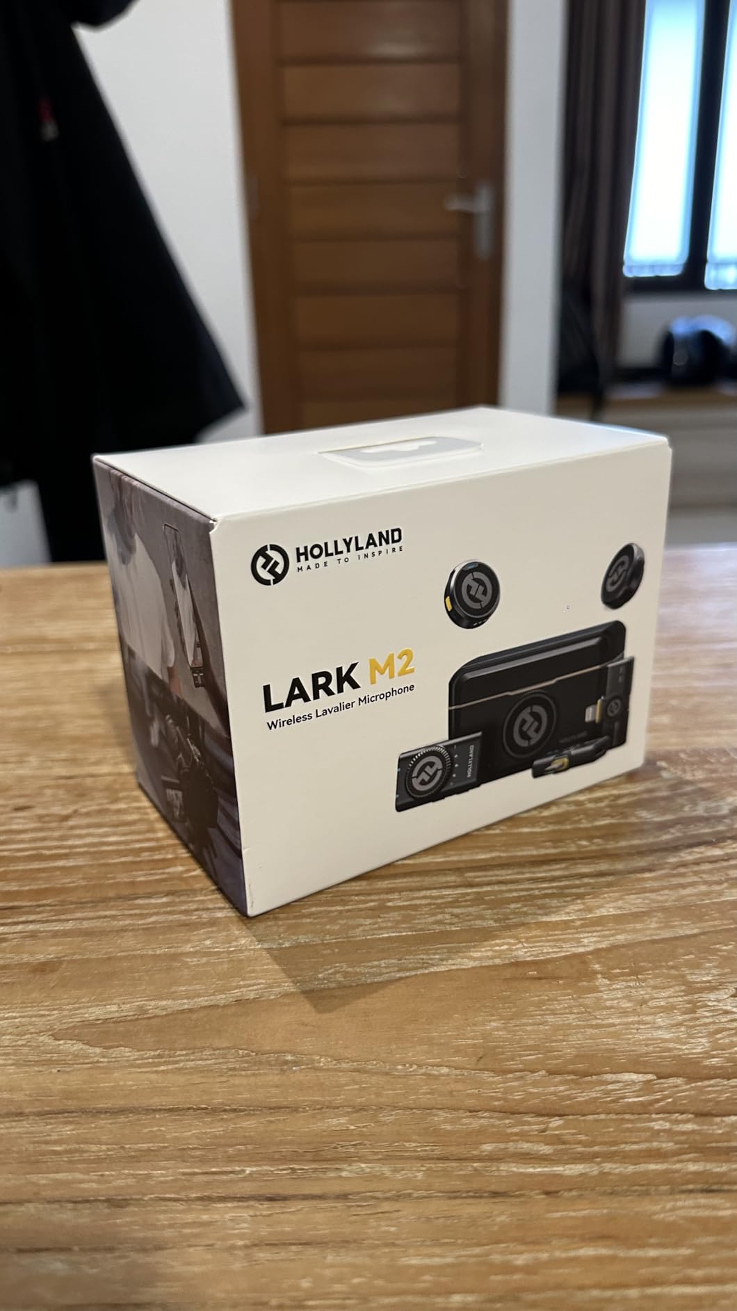 Lark M2 Wireless Lavalier Microphone for iPhone/Android/Camera/PC/Laptop with Lightning/USB-C Plug, 48KHz 24Bit, 1000ft Range, Noise Cancel, 40H Battery for Video Recording (Combo Version) customer photo 1