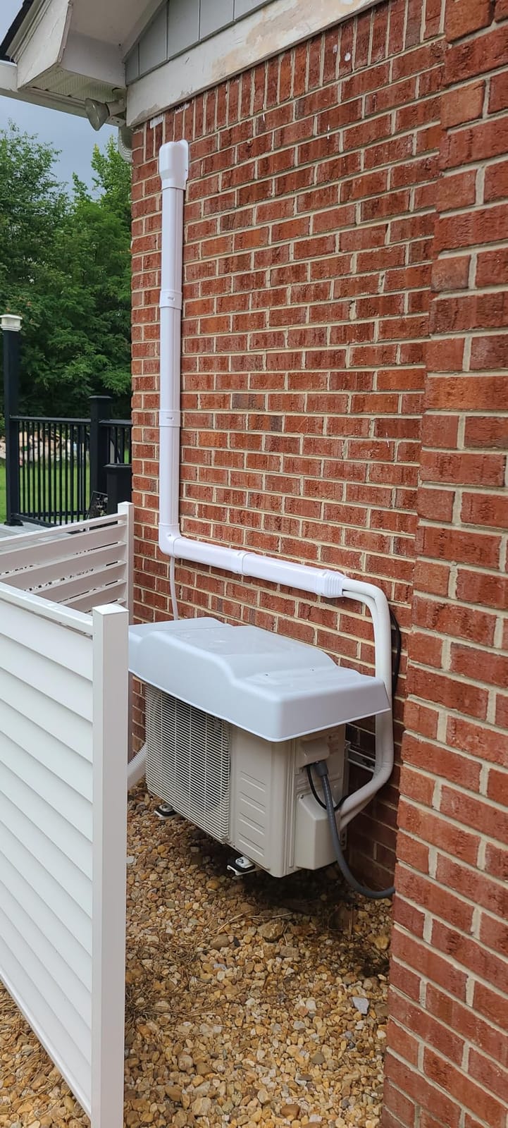DELLA 12000 BTU Mini Split AC with Soft Airflow, 24 SEER2 230V, Hyper Heat to -13°F, Energy Star, Heat Pump, Up to 550 Sq. Ft, Smart WiFi Alexa Control, 1 Ton Ductless Inverter System, 16.4ft Kit customer photo 1