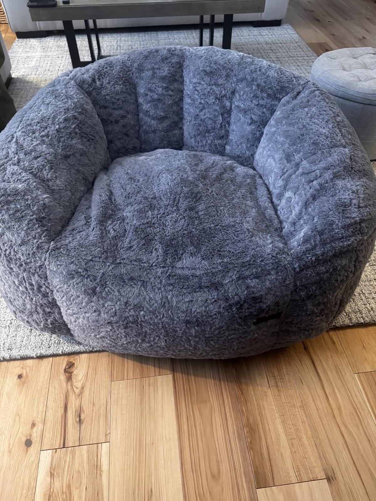 MAXYOYO Giant Bean Bag Chair for Adults, Oversized Shell Shape Bean Bag, Faux Fur Large Chair with Filler customer photo 2