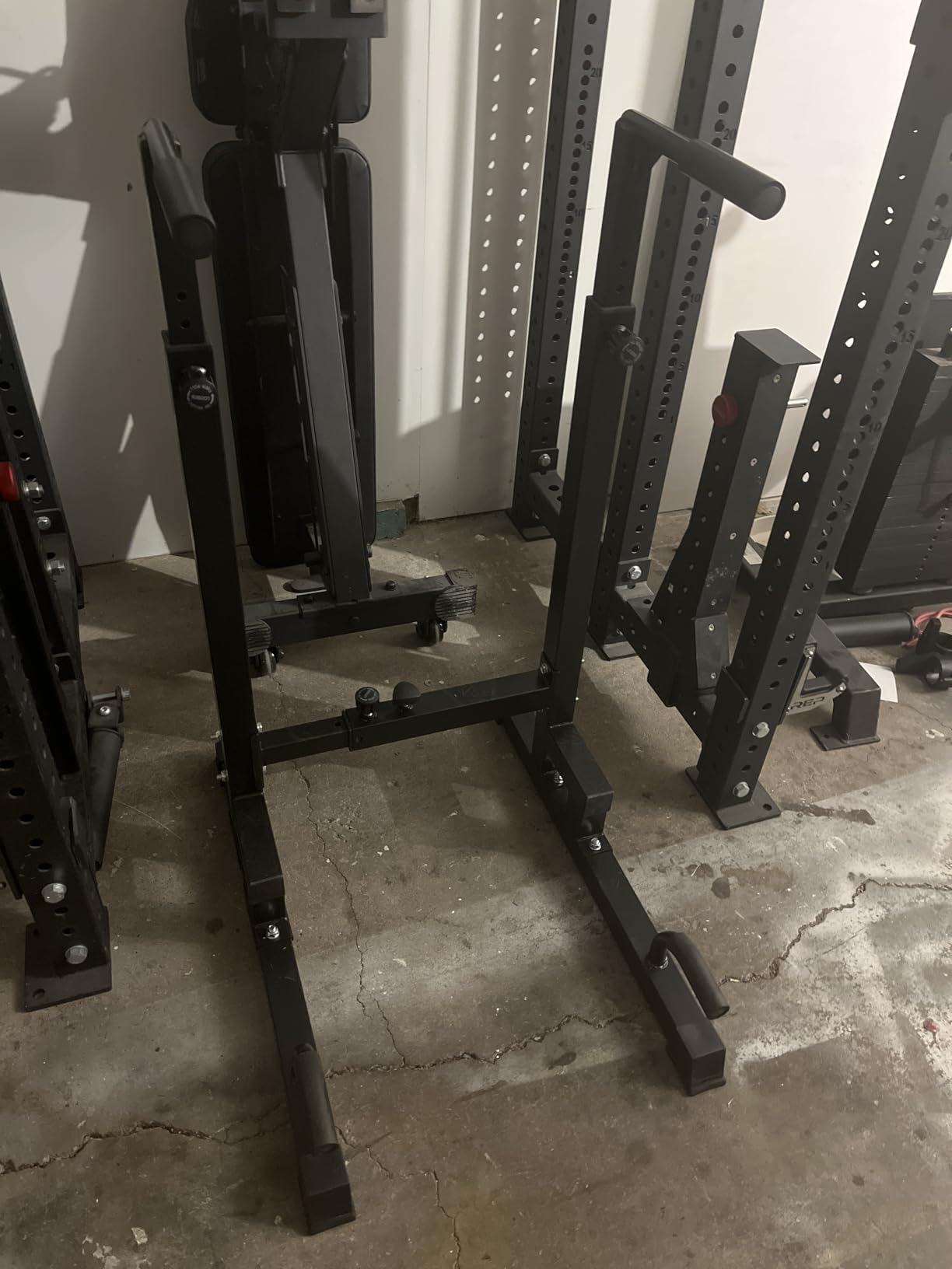 Yes4All Dip Stand 500 LBS Capacity, 80 Levels Adjustable Dip Bars, Dip Station Machine for Home Gym customer photo 1