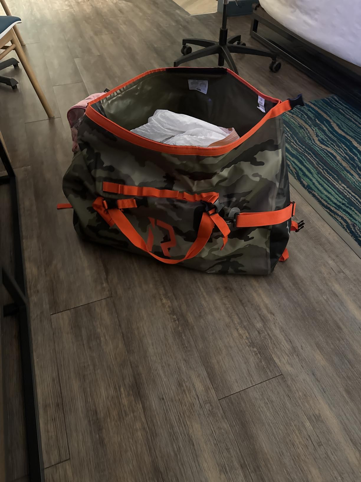 BORLENI Waterproof Motorcycle Duffel Bag Tail Bag 50L Dry Bags Luggage | Large Storage Space Roll Top Closure, Shoulder Straps, Inner Pocket and Mesh Pocket for cycling Travel Camping customer photo 1