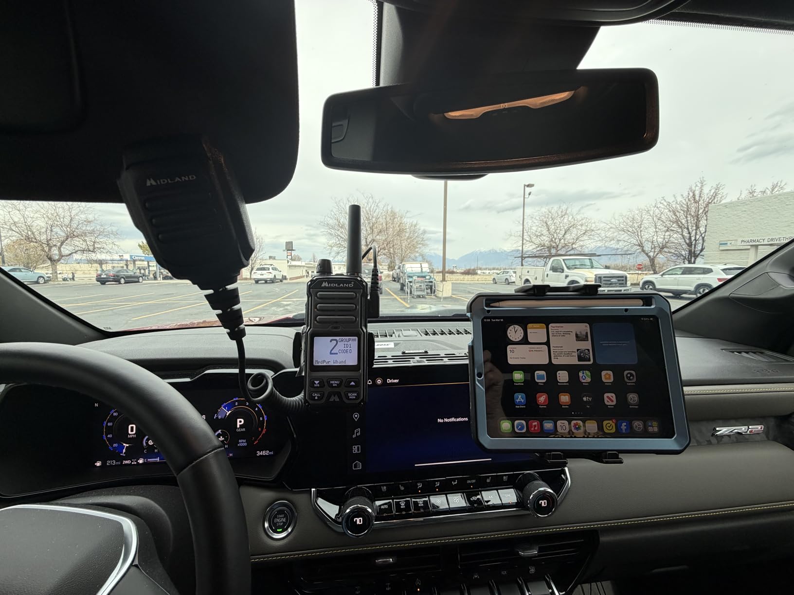 Bulletpoint Heavy Duty Vehicle Tablet Mount with Adjustable Mounting Arm Articulating Joint 20mm AMPS Ball Dash Mount customer photo 2