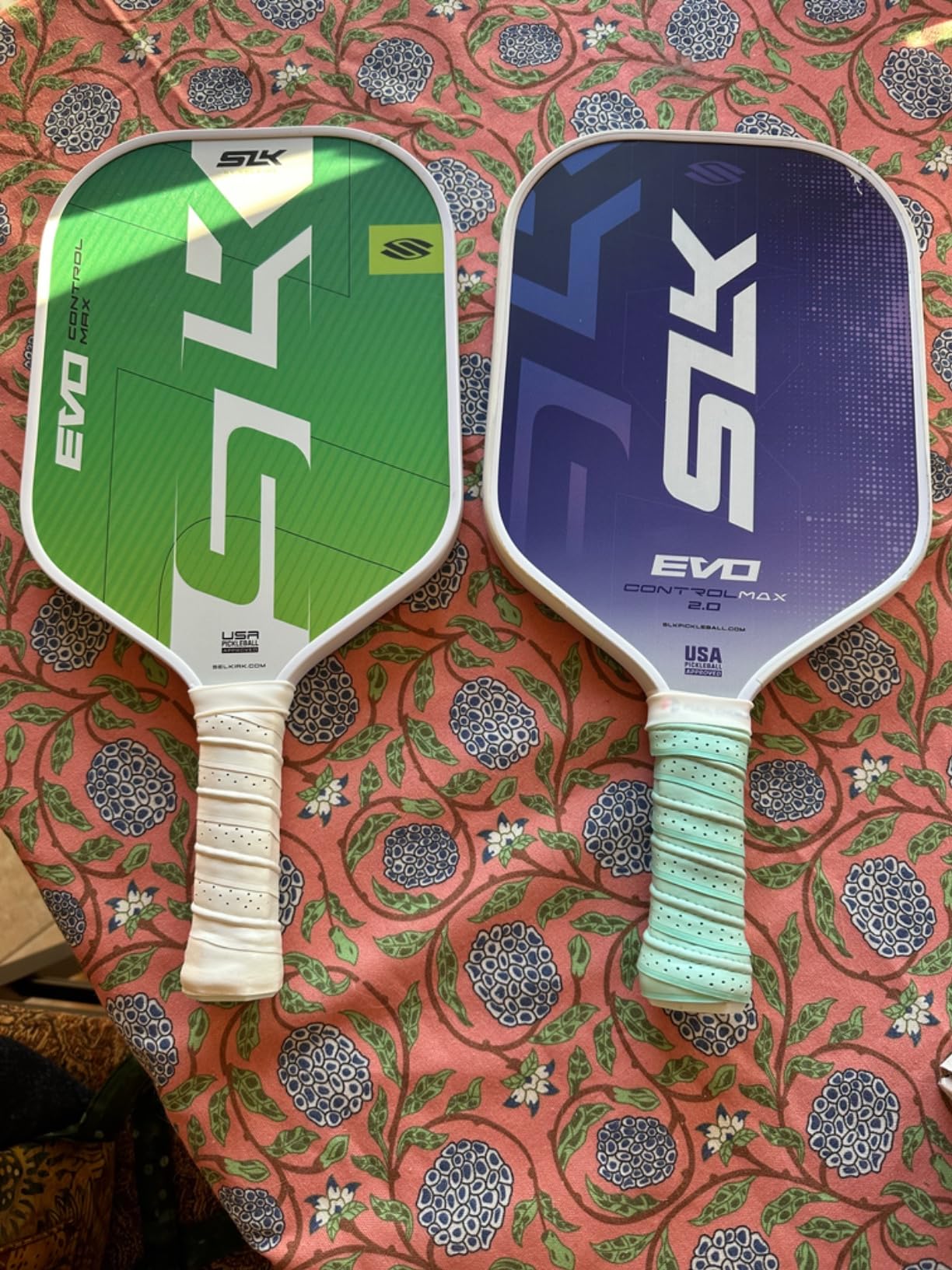 Selkirk Sport SLK Evo Carbon Fiber Pickleball Paddles | Control & Power | A pickle ball paddle with a SpinFlex spin surface and Ultra Comfort Grip, in Max or XL shape customer photo 2
