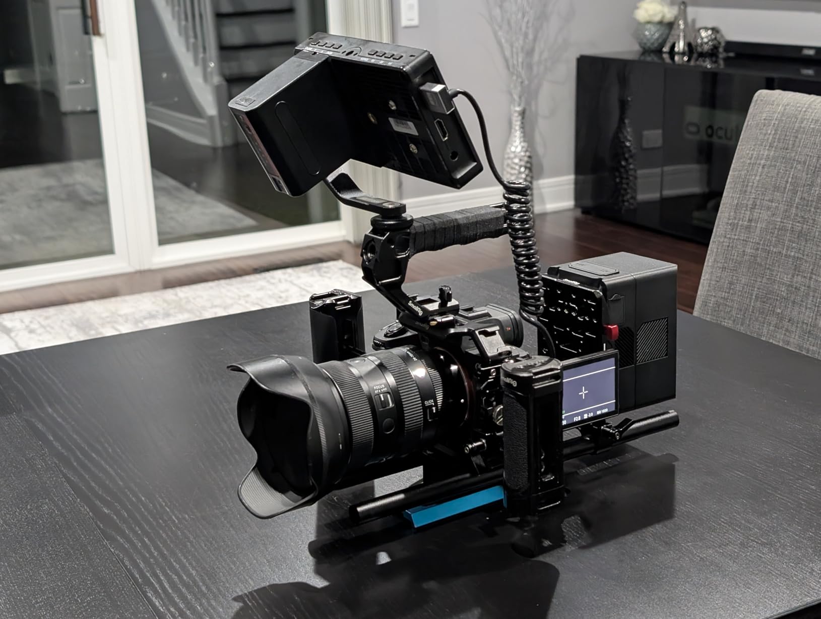 NEEWER V Mount Battery PS150E with 100W PD USB C Fast Charging, 10350mAh | 150Wh 14.54V, D Tap, USB C, USB A, BP, Dual DC Ports, OLED Screen, V Lock Battery for Camera Camcorder Monitor Video Light customer photo 2