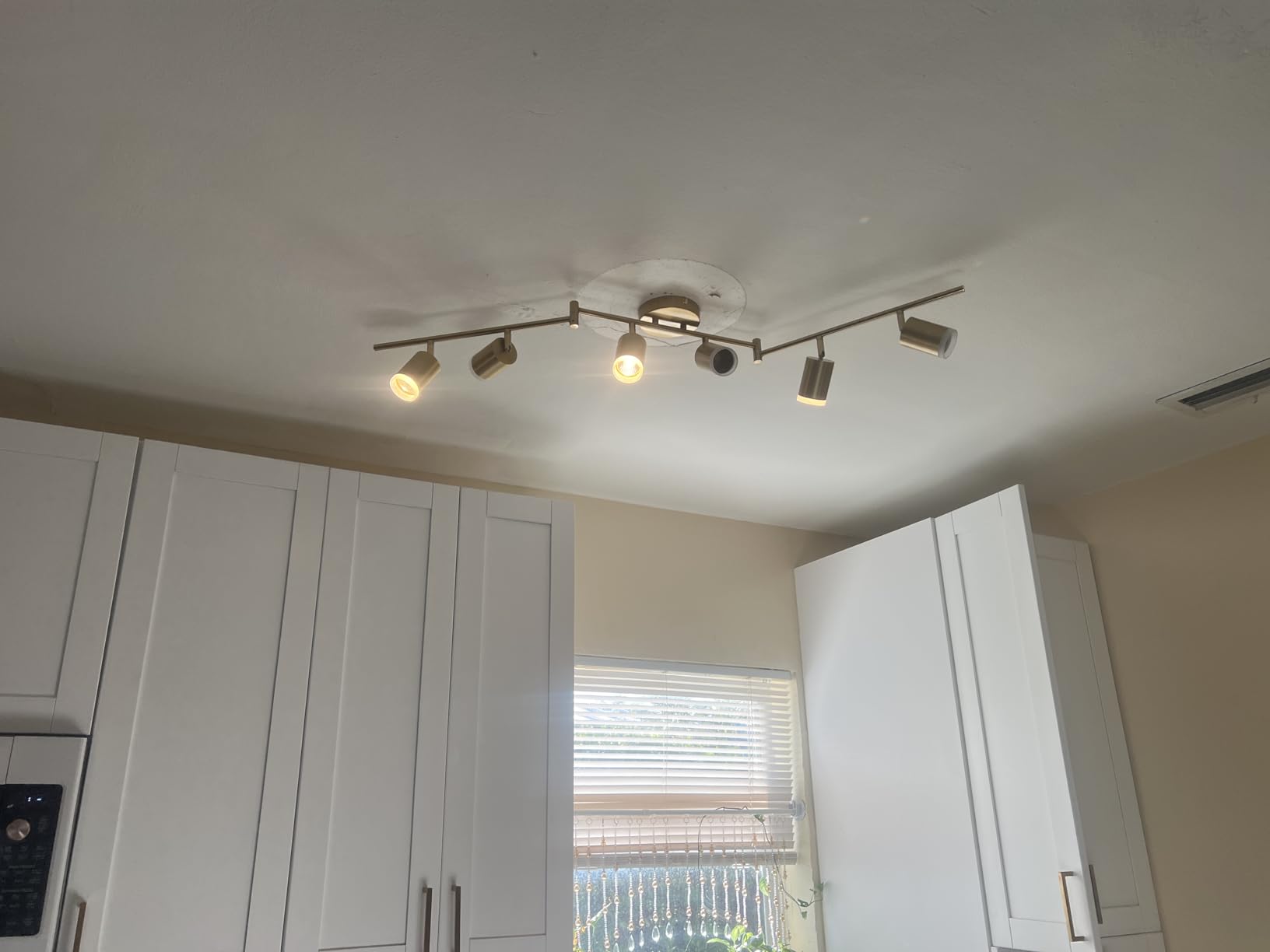 Bojim 6 Light Gold Track Lighting Kit, Modern LED Track Lighting Fixtures Ceiling, Flexibly Rotatable LED Light Head with Acrylic Ring, Kitchen Ceiling Spot Light(GU10 Socket, Bulbs Not Included) customer photo 1