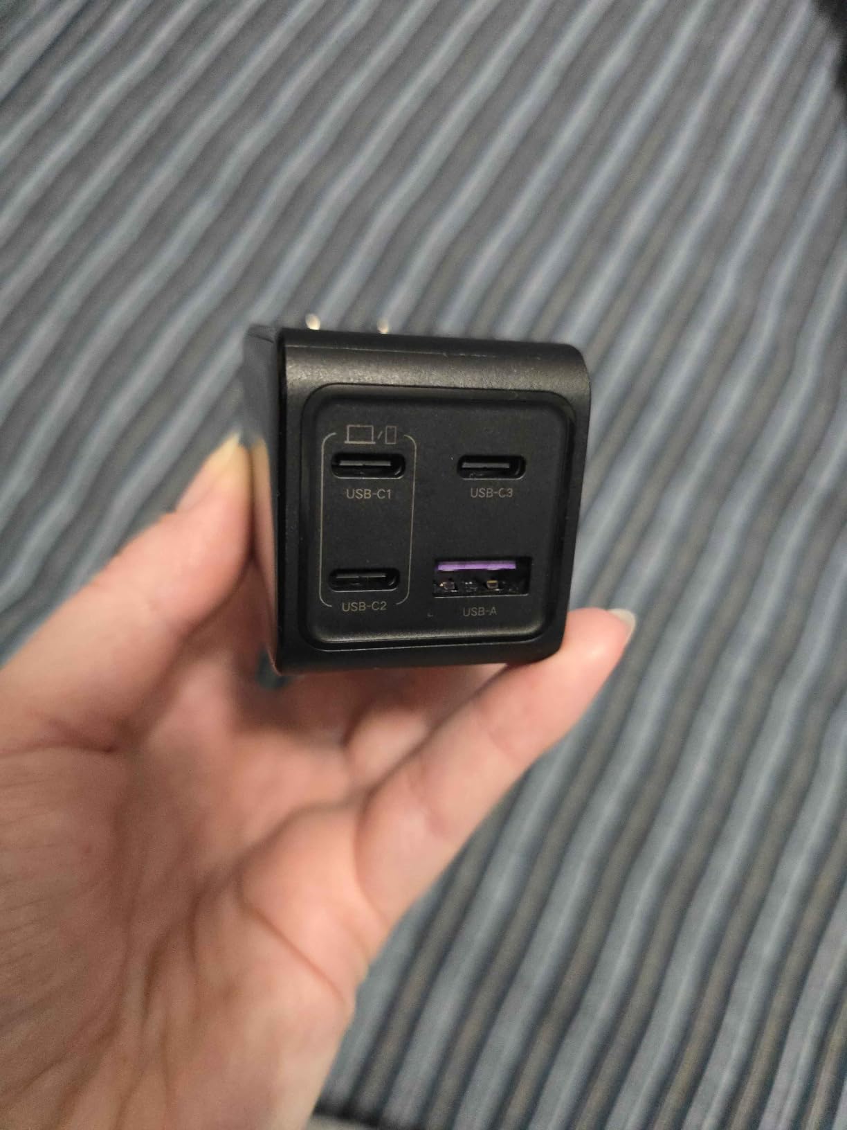 UGREEN Nexode 65W Wall Charger, 4-Port GaN Fast Charging Block customer photo 2
