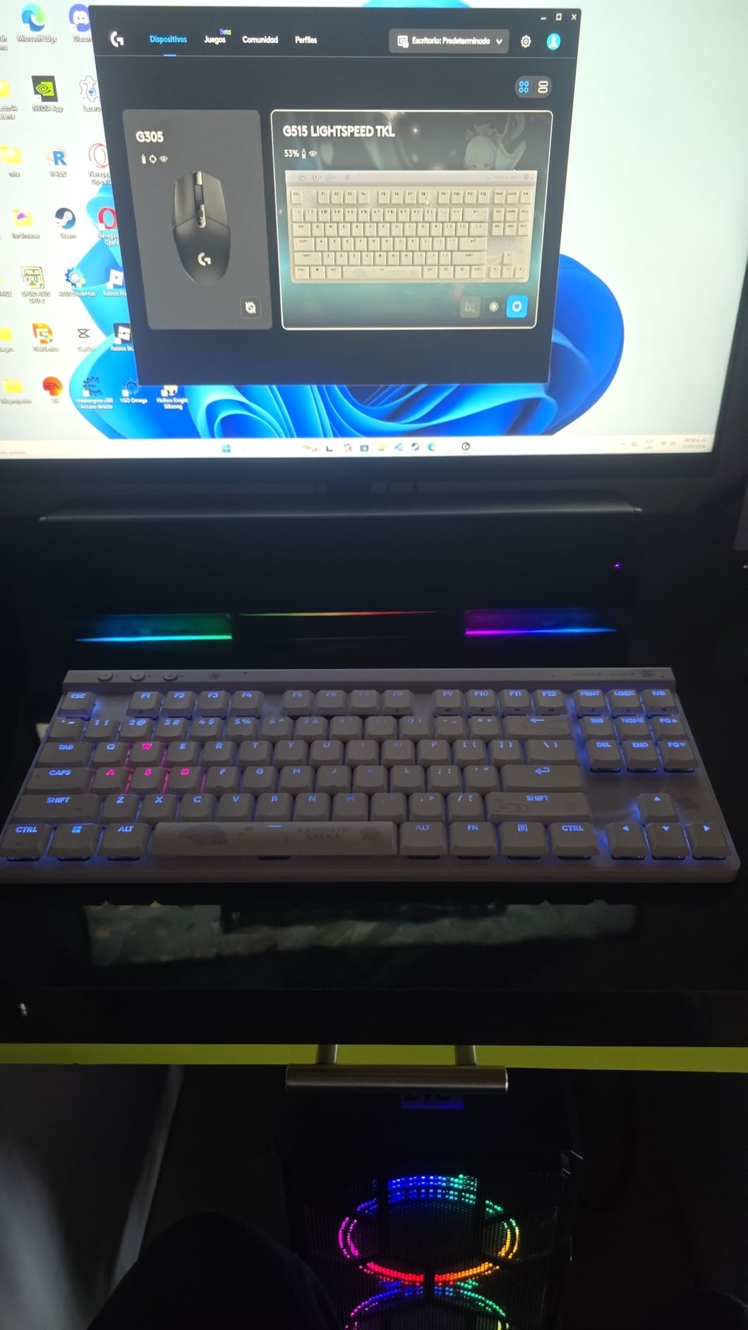 Logitech G515 Lightspeed TKL Wireless Gaming Keyboard (Tactile) - White | Thin Tenkeyless design, LIGHTSYNC RGB, PBT keycaps, Tactile Brown mechanical switches customer photo 2