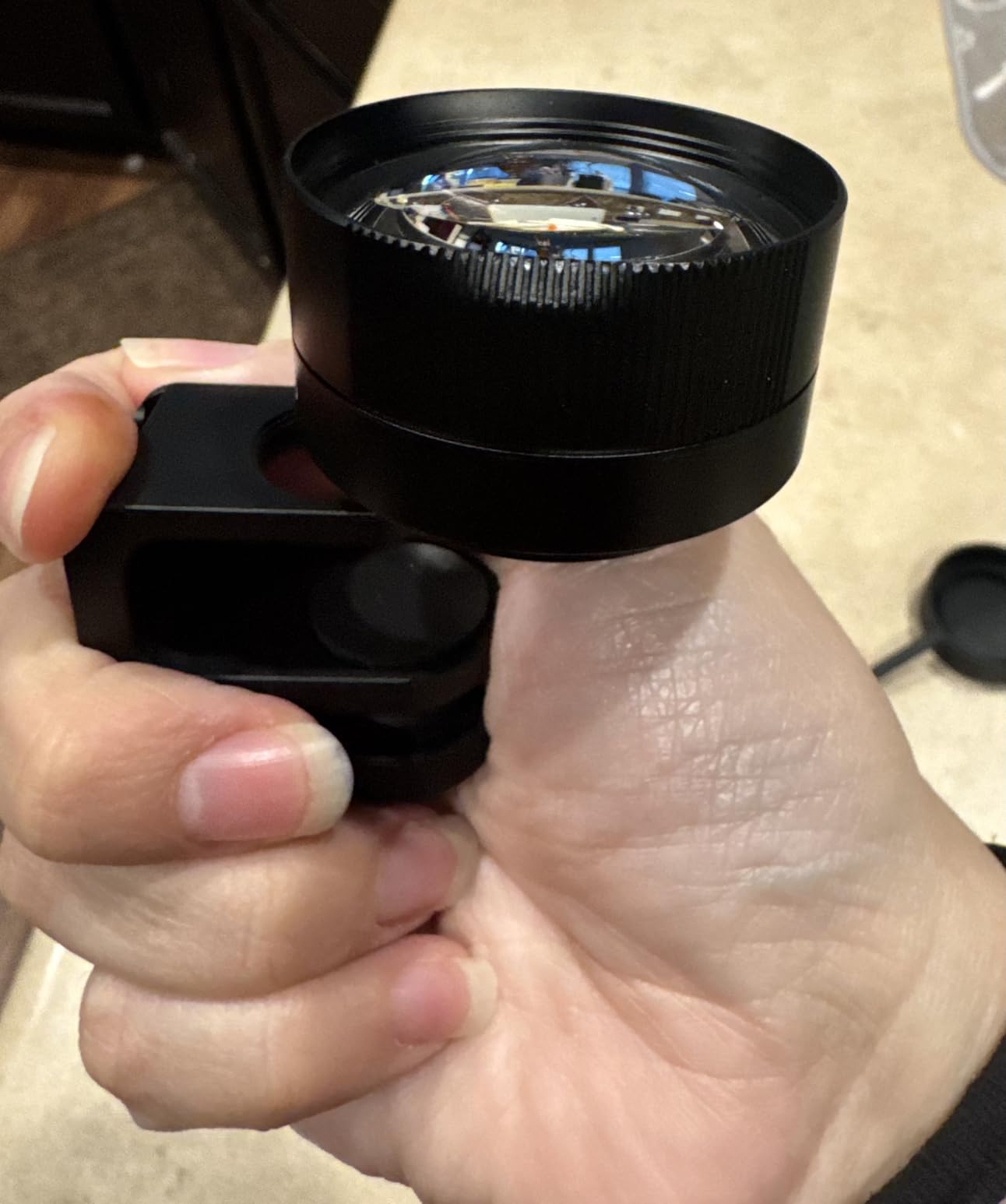 ULANZI CL-003 Phone Macro Lens, HD 75mm Phone Camera Lens for 17mm Thread | Lens Compatible with iPhone Samsung Smartphone Cage Case with 17mm Adapter Phone Video Photo Photography Accessories customer photo 1