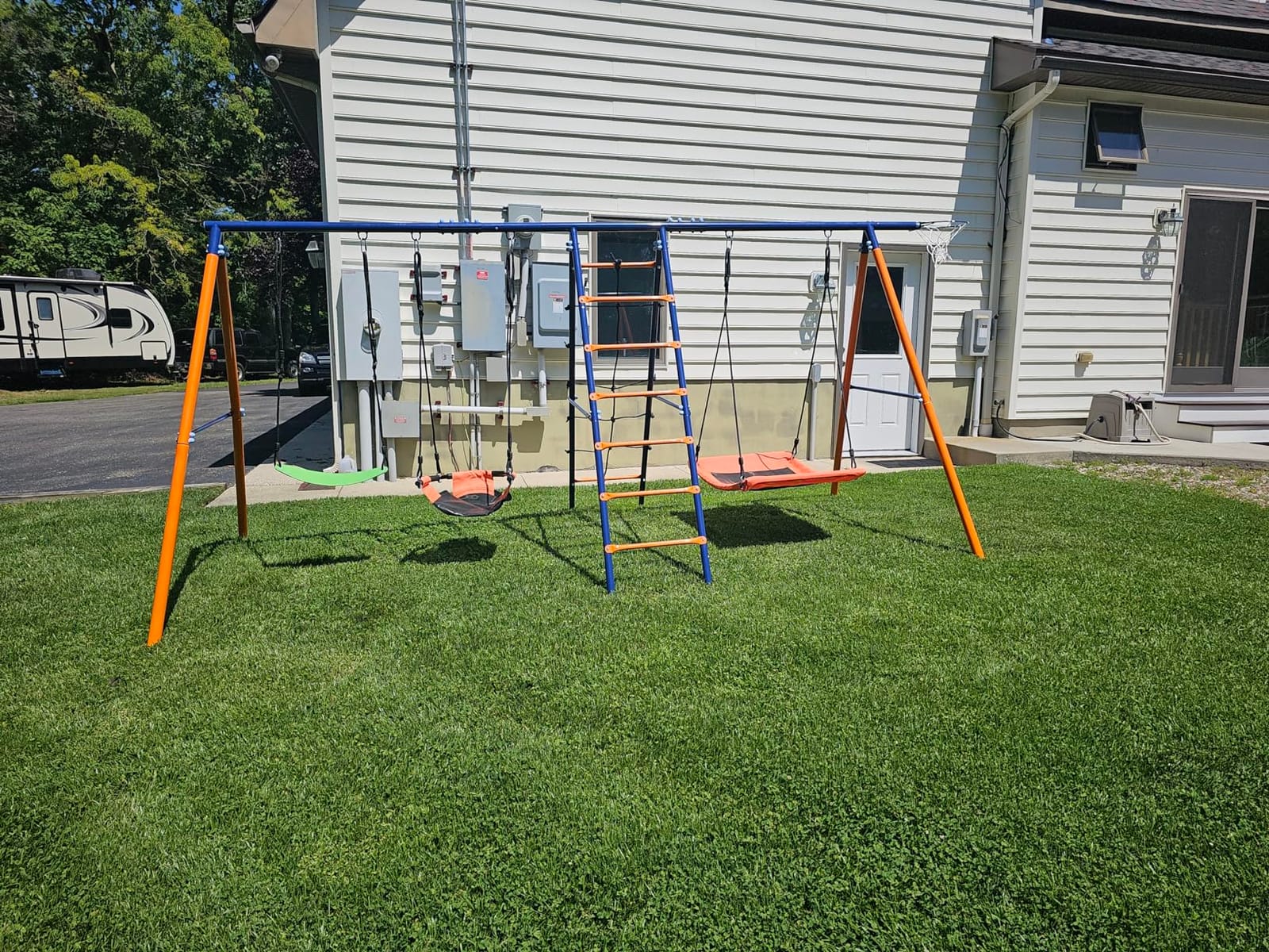 Swing Sets for Backyard 700 lb - 6 in 1 Playground Sets with 3 Swings Seats customer photo 2