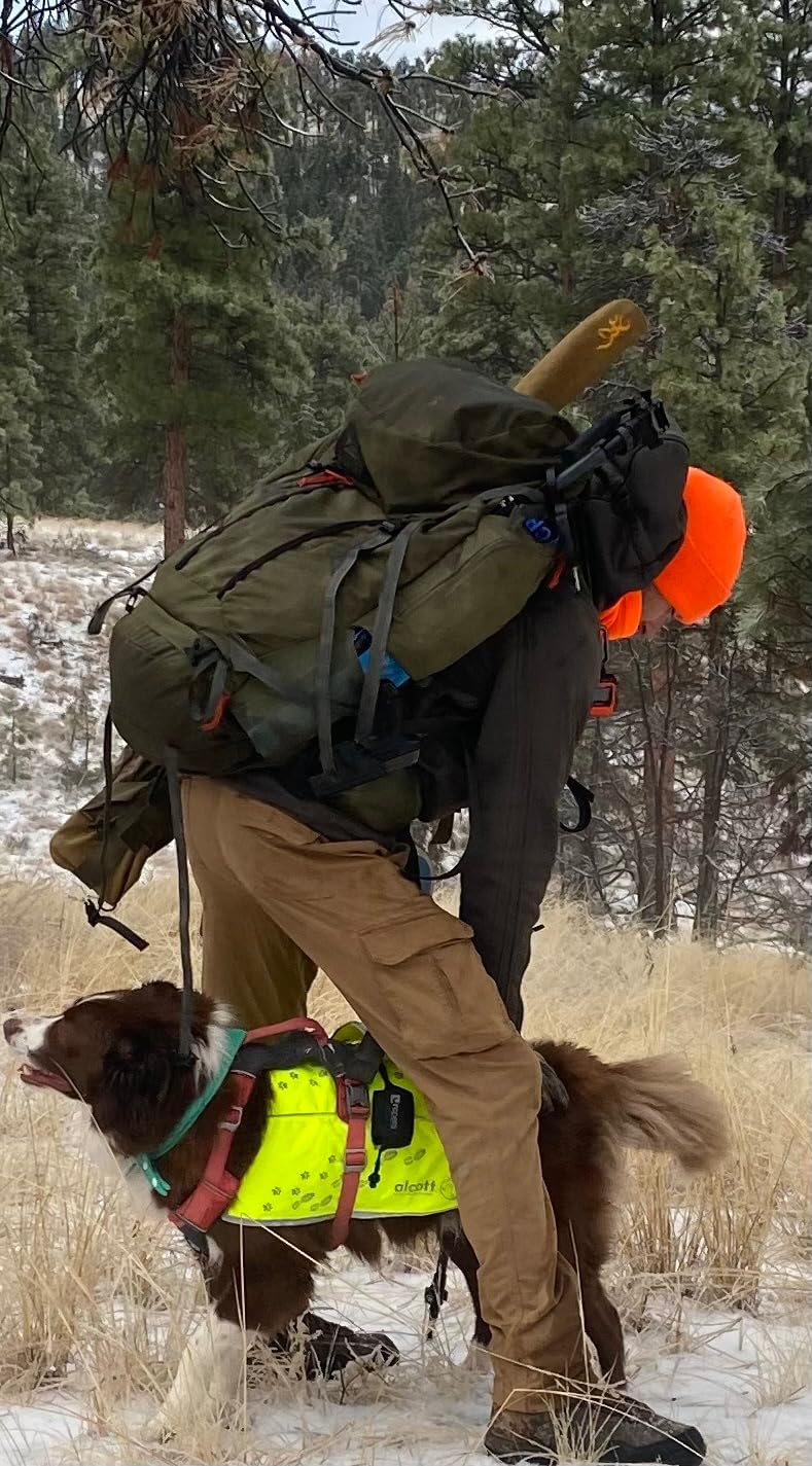 Kelty Coyote 60-105 Liter Internal Frame Backpack - Hiking, Backpacking, Travel, Hydration Compatible, Adjustable Torso (85L / Black) customer photo 2