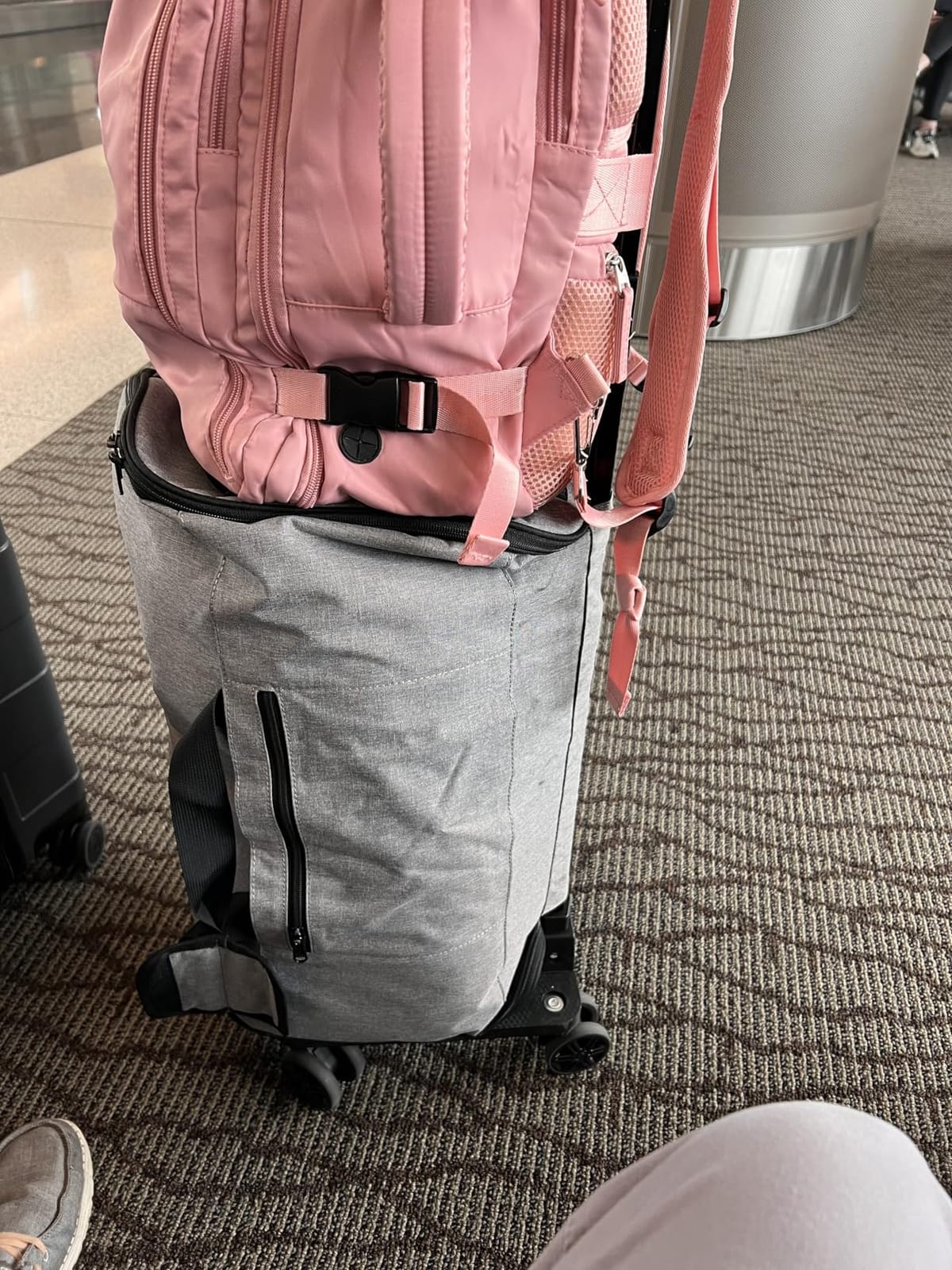 Bukere Rolling Garment Bag, Travel Garment Duffle Bag with Wheels, Carry on 3 in 1 Suit Luggage Bag with Detachable Trolley for Men Women Business Weekender customer photo 2