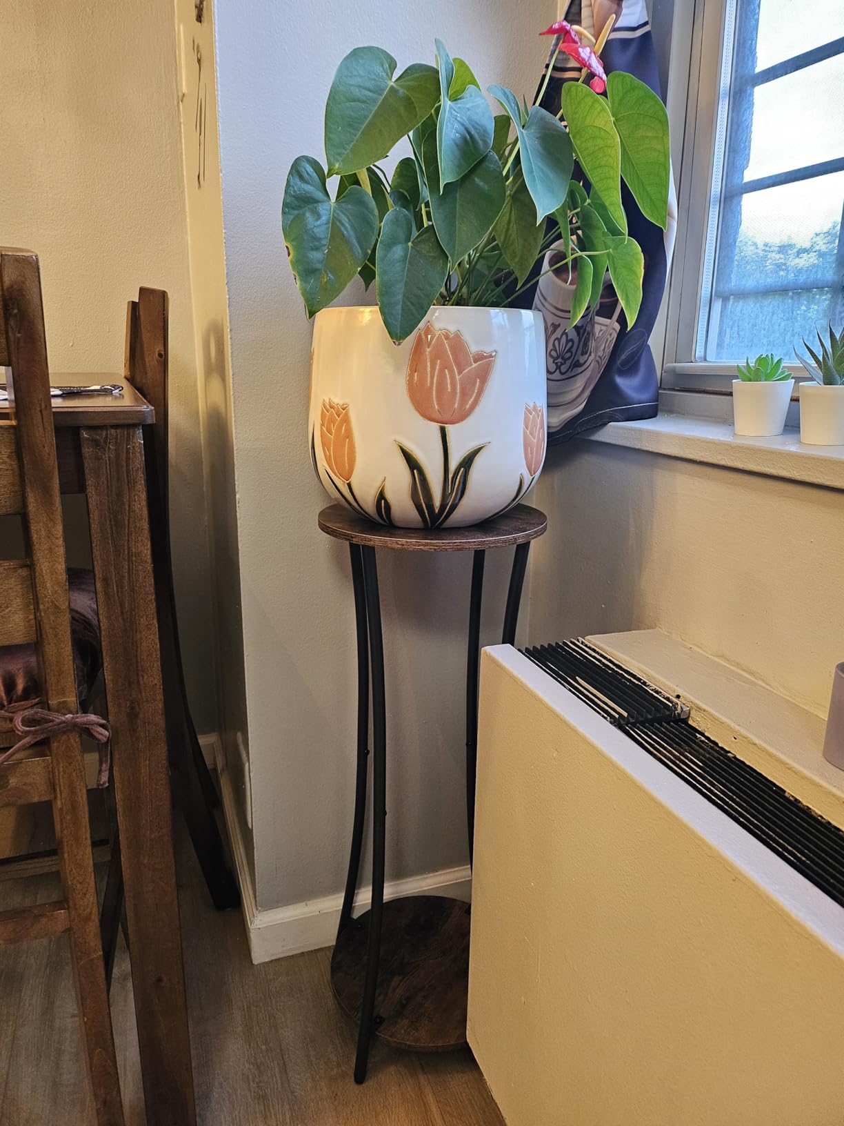 YINMIT Plant Stand Indoor, 2 Tier Round Potted Holder Rack, Flower Pot Stand Shelf, Round Supports Rack, Corner Plant Shelf for Balcony Garden Patio Living Room, Brown customer photo 2