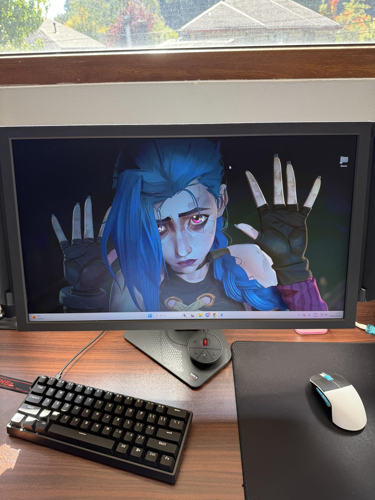 Zowie XL2566X+ 24.1 DyAc 2 400Hz Fast TN Gaming Monitor for Esports | 400Hz, Fast TN Panel, DyAc 2 Technology, XL Setting to Share, Black eQualizer, Color Vibrance, S Switch, Shielding Hood customer photo 1
