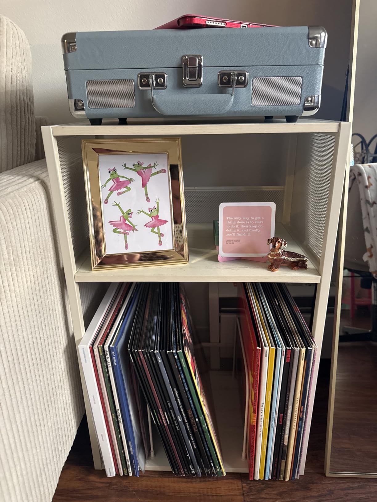 VASAGLE 3-Tier Record Player Stand, Vinyl Record Storage up to 100 Albums | Side Table, End Table for Living Room, Bedroom, Rustic White, DACEY Collection ULET275W01 customer photo 2