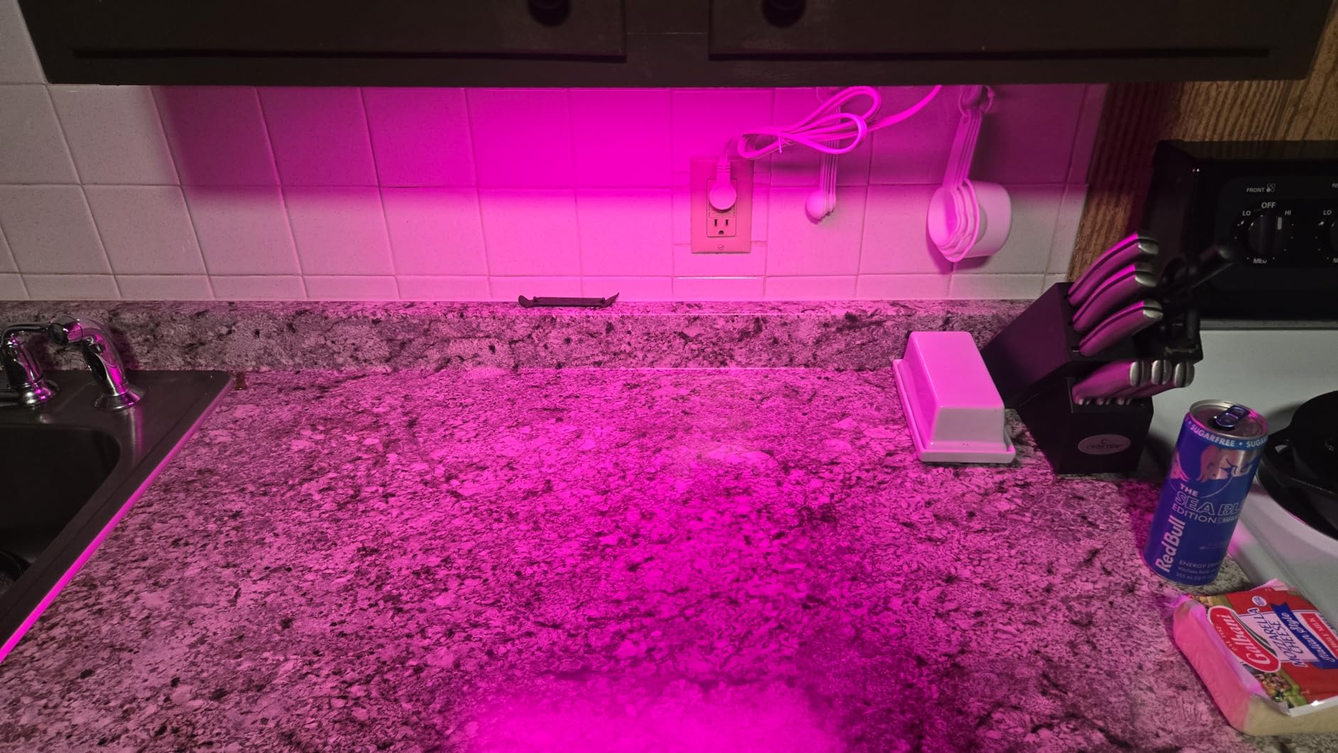 GE CYNC Reveal HD+ Smart LED Undercabinet Bar Light, 24 inches | Color Changing & Tunable White 2000K to 7000K, Wi-Fi, Works with Alexa & Google Home, Plug-in or Direct Wire, No Hub Required customer photo 2