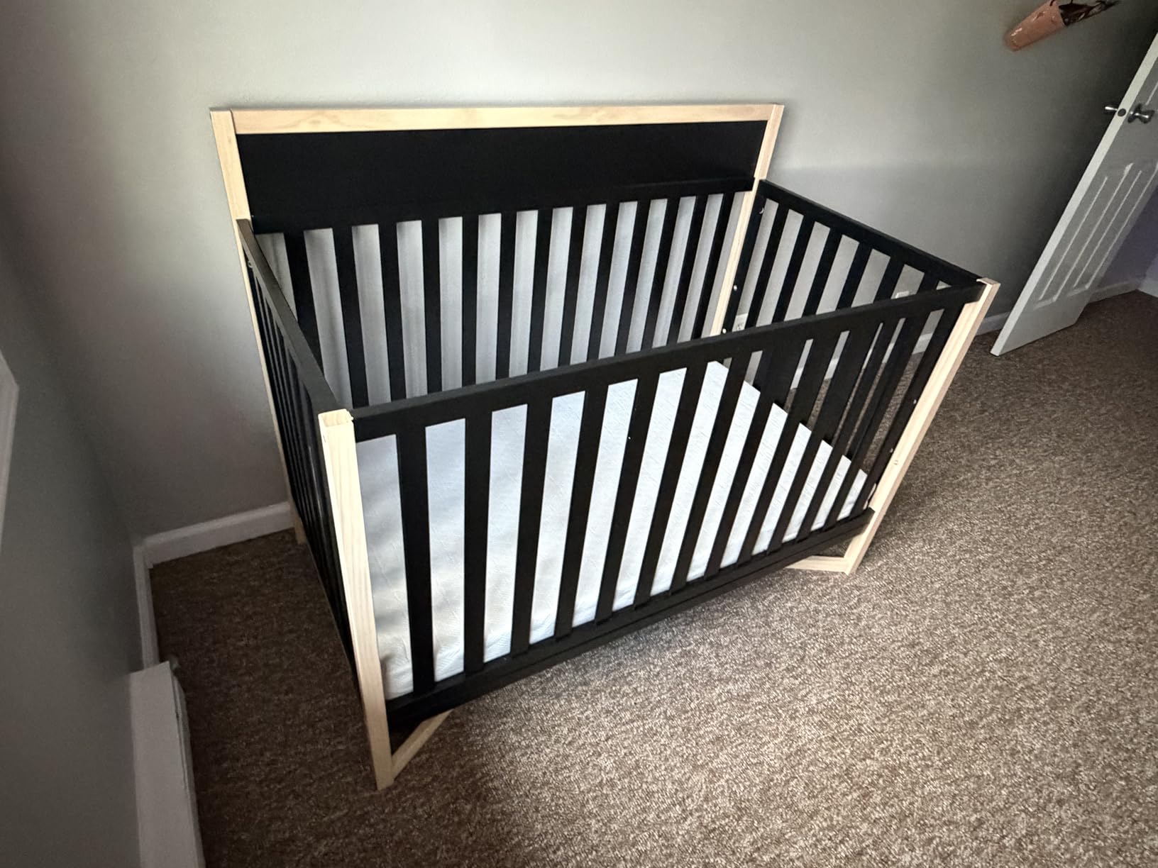 Dream On Me Owen 5-in-1 Convertible Full Size Baby Crib, GREENGUARD Gold | 3 Adjustable Height, Converts to Toddler, Day and Full Size Bed, BSA Verified, ASTM/CPSC Tested, Wooden X-base, Matte Black customer photo 1
