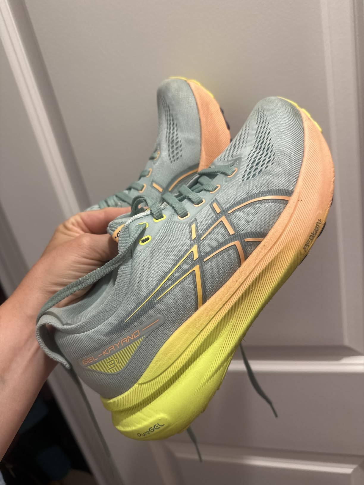 ASICS Women's Gel-Kayano 31 Running Shoes customer photo 2