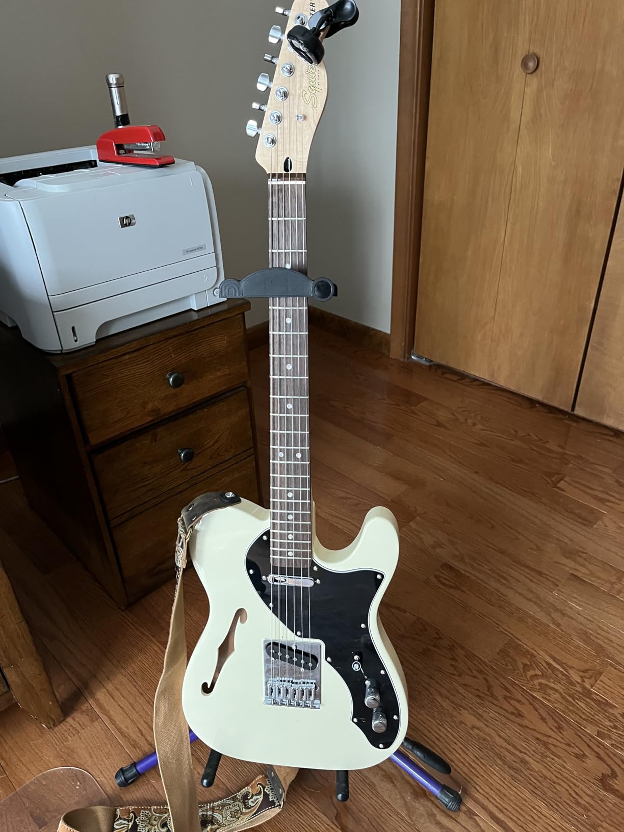 Squier Affinity Series Telecaster Thinline, Laurel Fingerboard, Olympic White customer photo 1