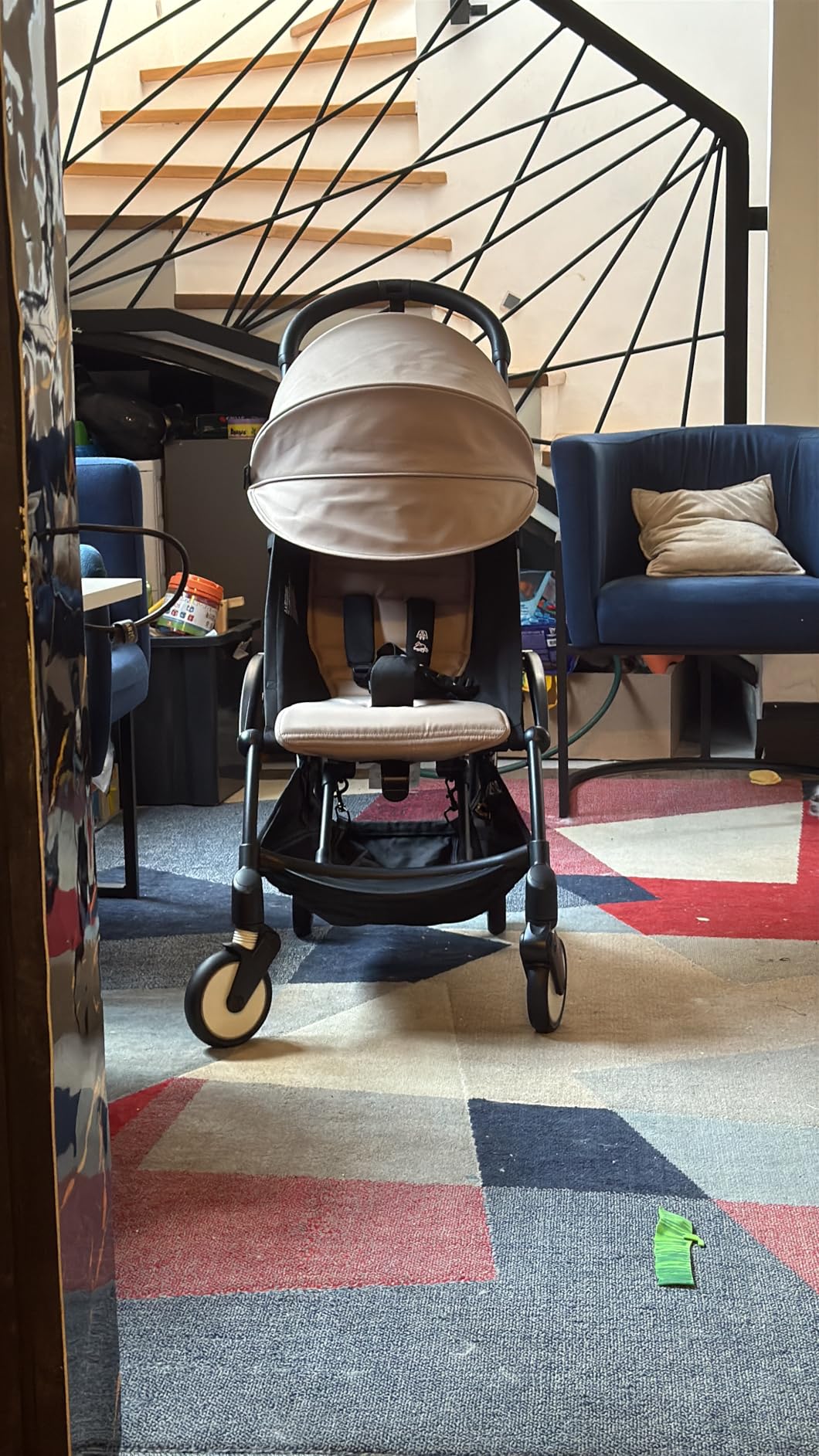 Stokke YOYO3 Travel Stroller from 6 Months, Easy Fold, Black/Stone | Includes Frame, Seat Cushion, & Canopy, Light & Compact, Carry-on Compatible customer photo 1