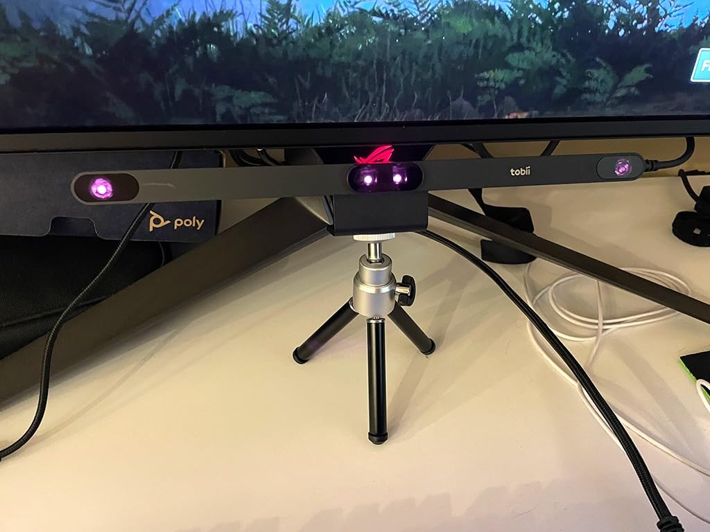 Eye Tracker Tripod Bracket customer photo 1