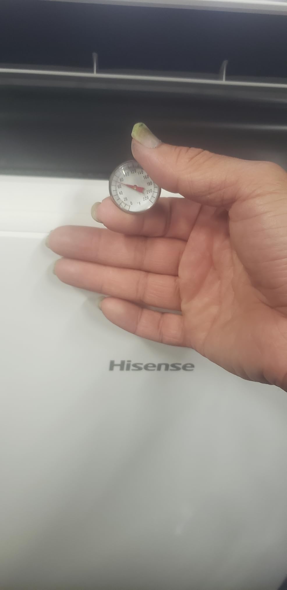 Hisense 8,000 BTU Portable Air Conditioner with Dual Hose & Inverter, 350 Sq Ft, Wi-Fi, ConnectLife App Google and Alexa, 3 operating modes, Noise 42 dB(A) - HAP0824TWD (Renewed), White customer photo 2