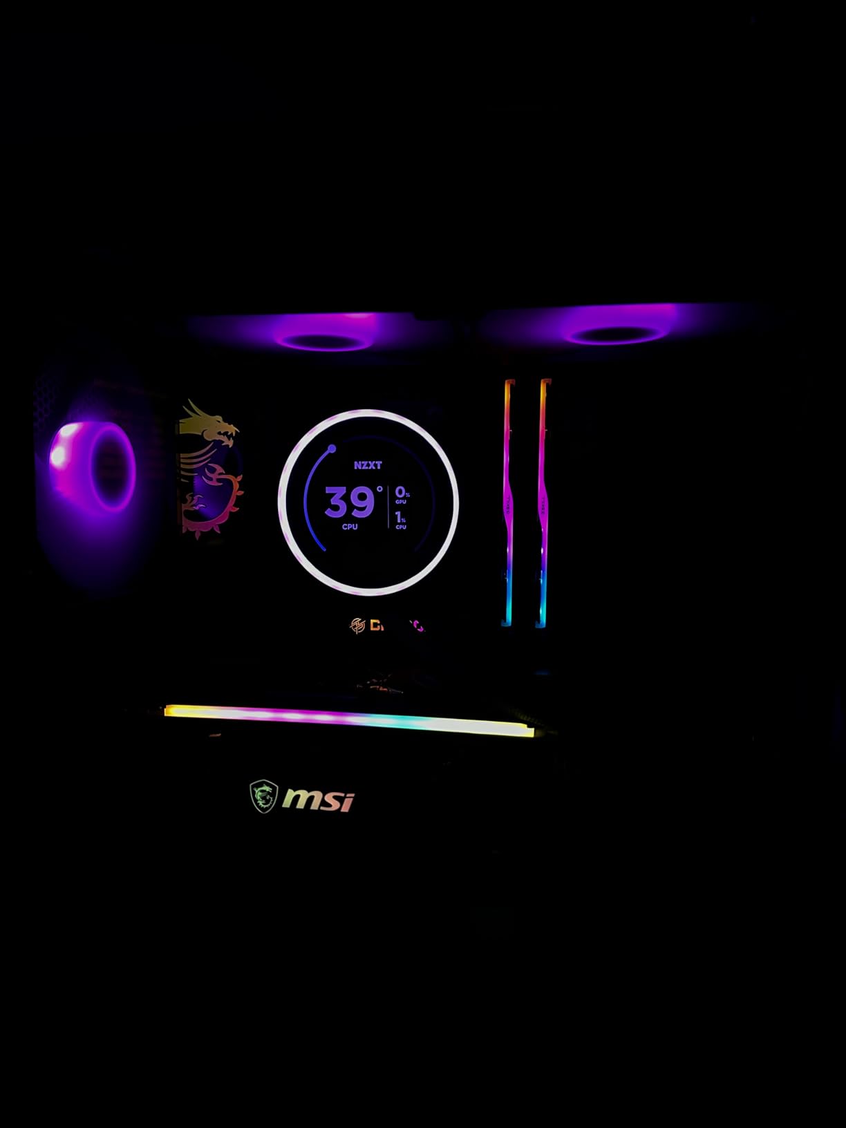 Kraken Elite 360-360mm AIO CPU Cooler, LCD - Black | 360mm AIO with 2.36-inch customizable LCD and F120P fans. High-performance cooling with custom display via CAM. customer photo 2